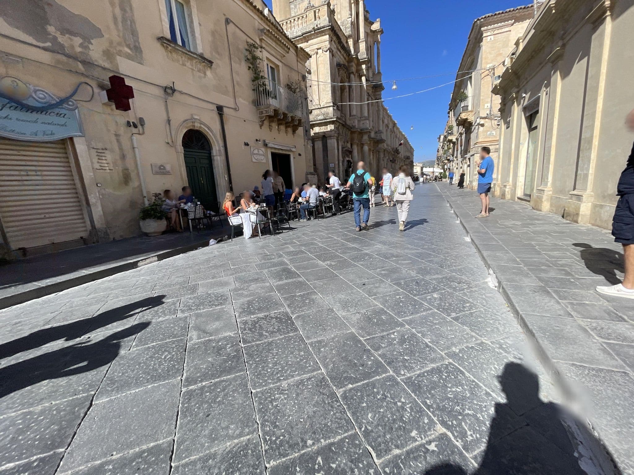 Street view near San Carlo Suites, Noto — © asturksever (CC BY-SA · Mapillary)
