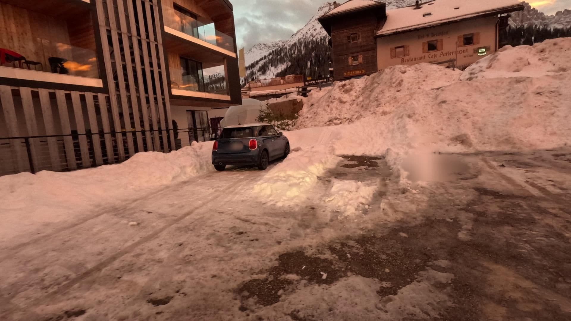 Street view near Sporthotel Passo Carezza, Moena — © bct (CC BY-SA · Mapillary)