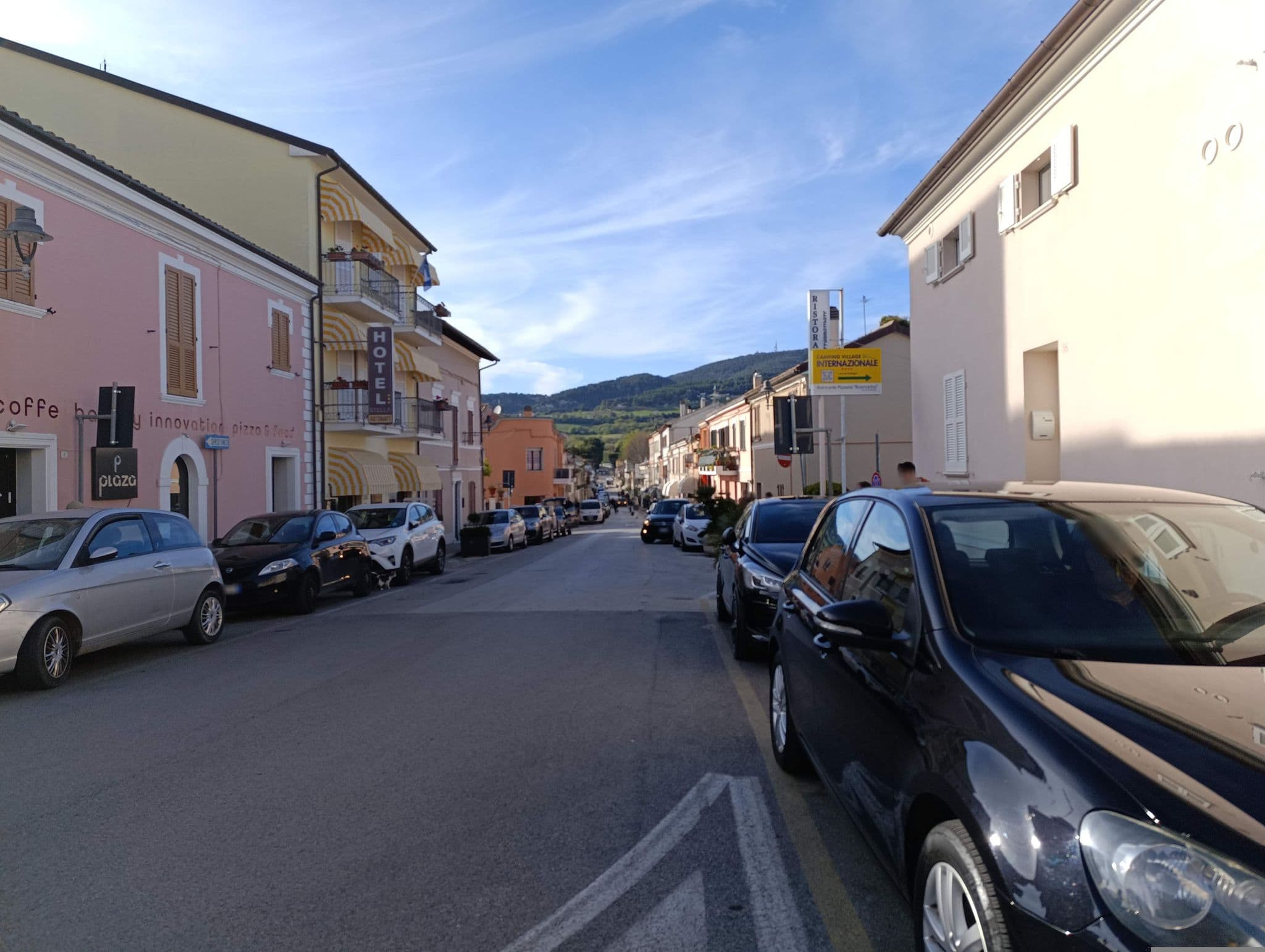 Street view near Camera Vista mare - Sunrise Top Panoramic, Sirolo — © jeawrong (CC BY-SA · Mapillary)