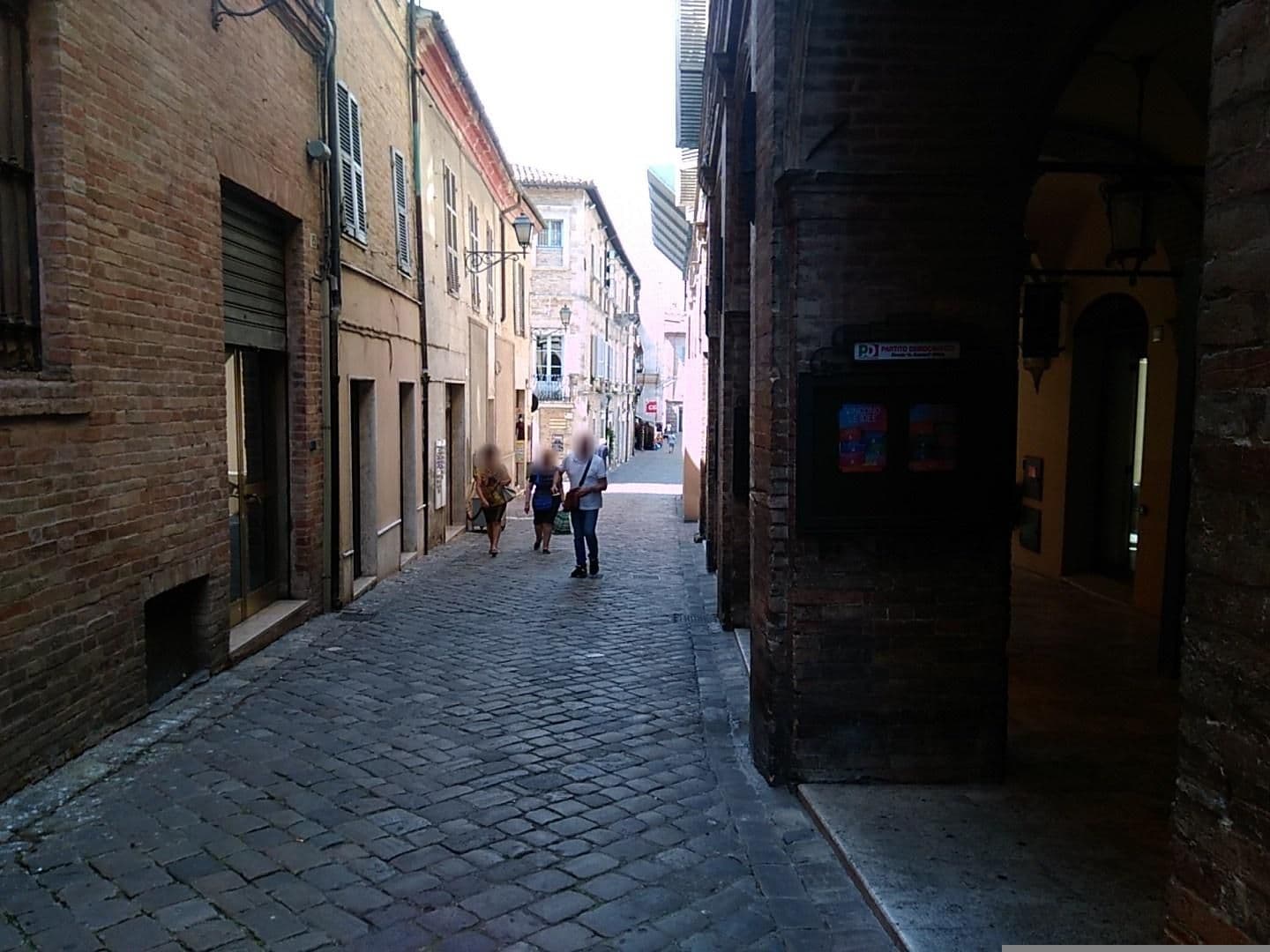 Street view near Agapanthus, Offida — © lucarch1 (CC BY-SA · Mapillary)