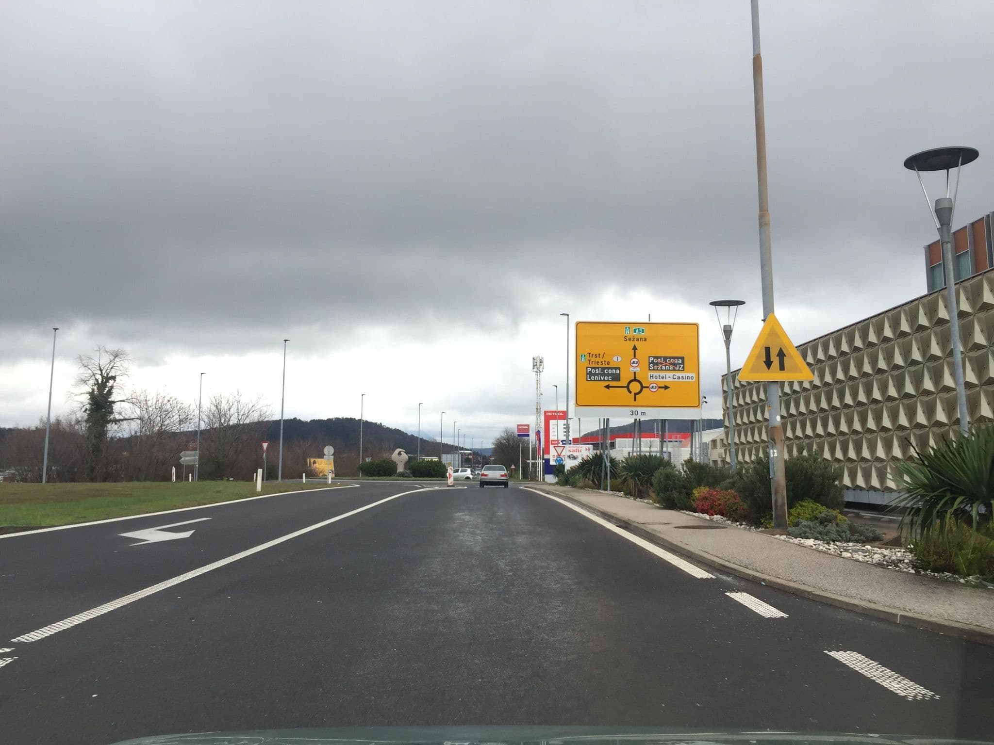 Street view near Safir, Hotel & Casino, Opicina — © igorzo (CC BY-SA · Mapillary)