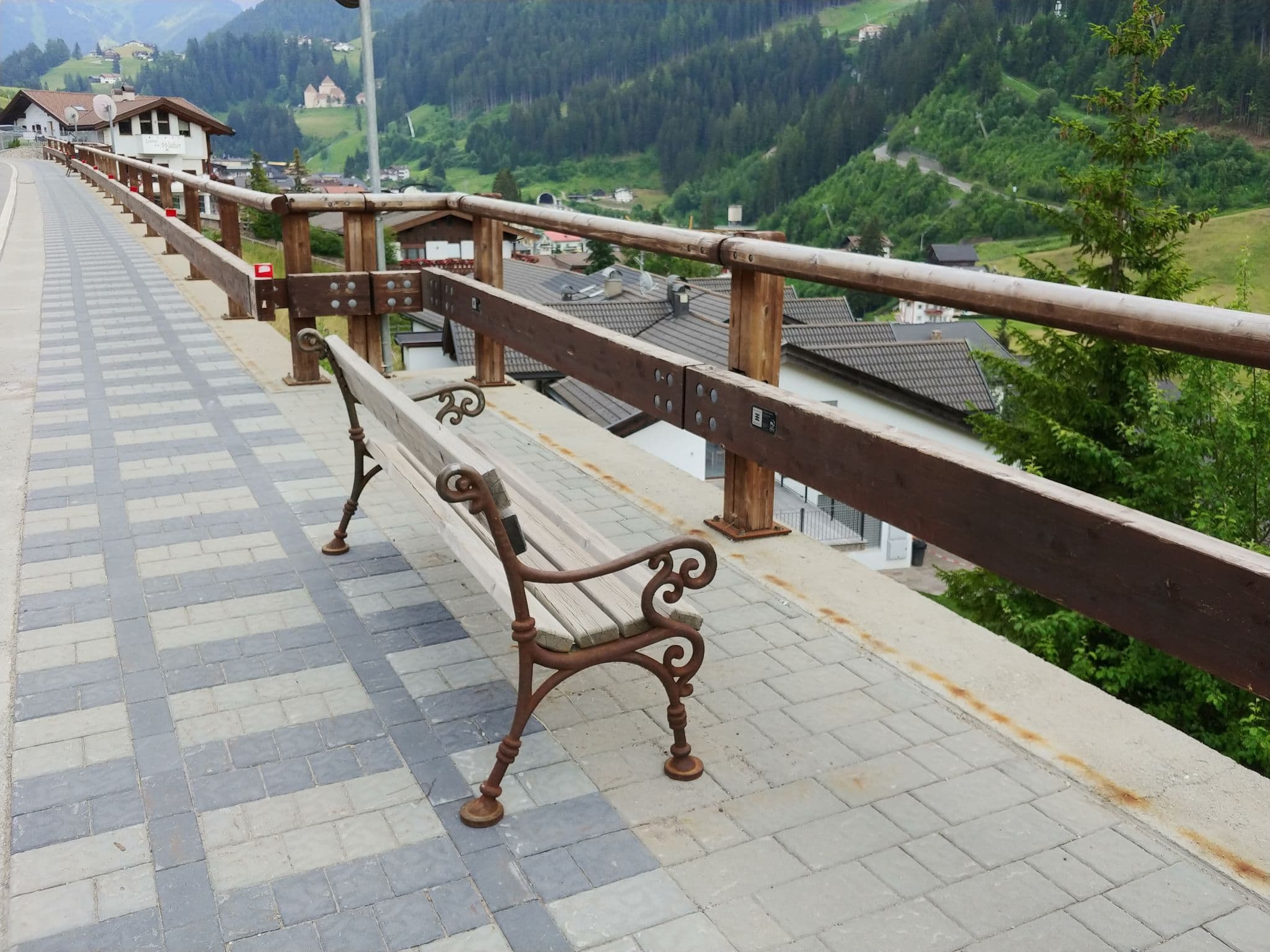 Street view near Hotel Vernel, Santa Cristina Valgardena — © highlander (CC BY-SA · Mapillary)
