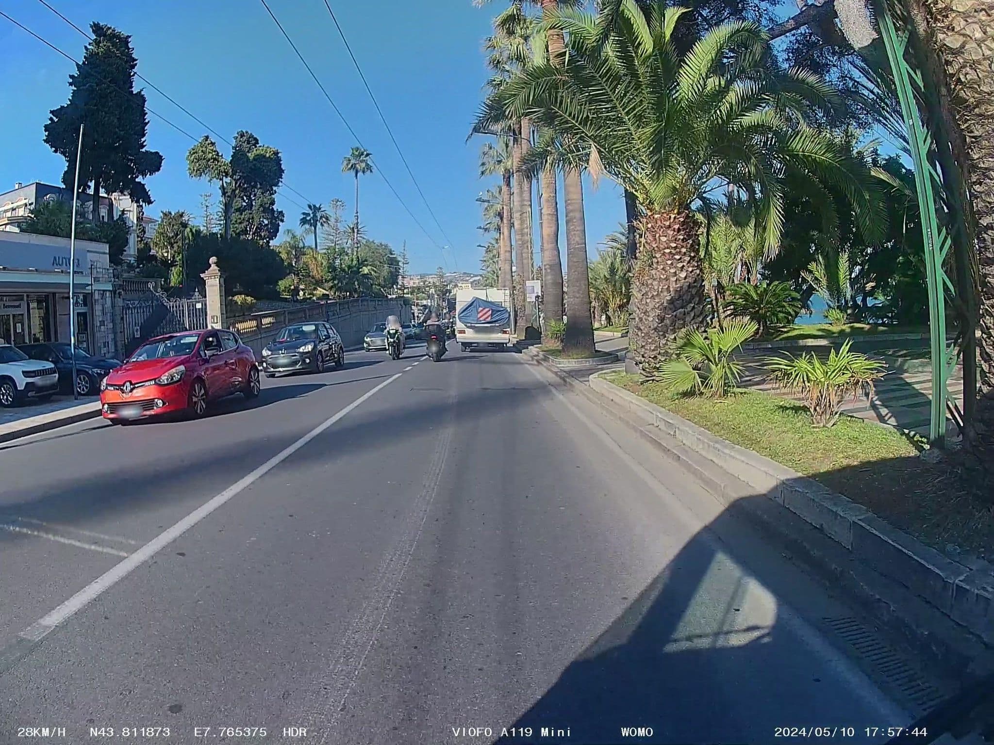 Street view near Grand Hotel & Des Anglais "Parcheggio gratuito", Sanremo — © soulcover (CC BY-SA · Mapillary)