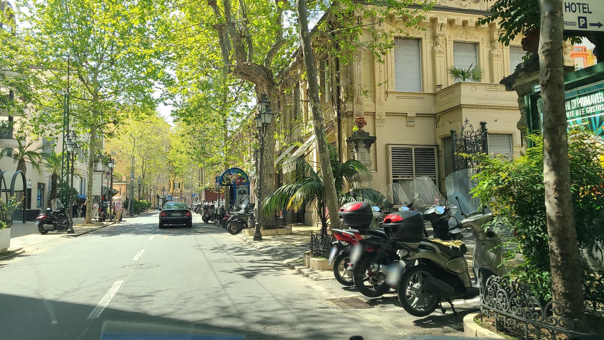 Street view near Hotel Alexander Sanremo, Sanremo — © chrisbeddow (CC BY-SA · Mapillary)