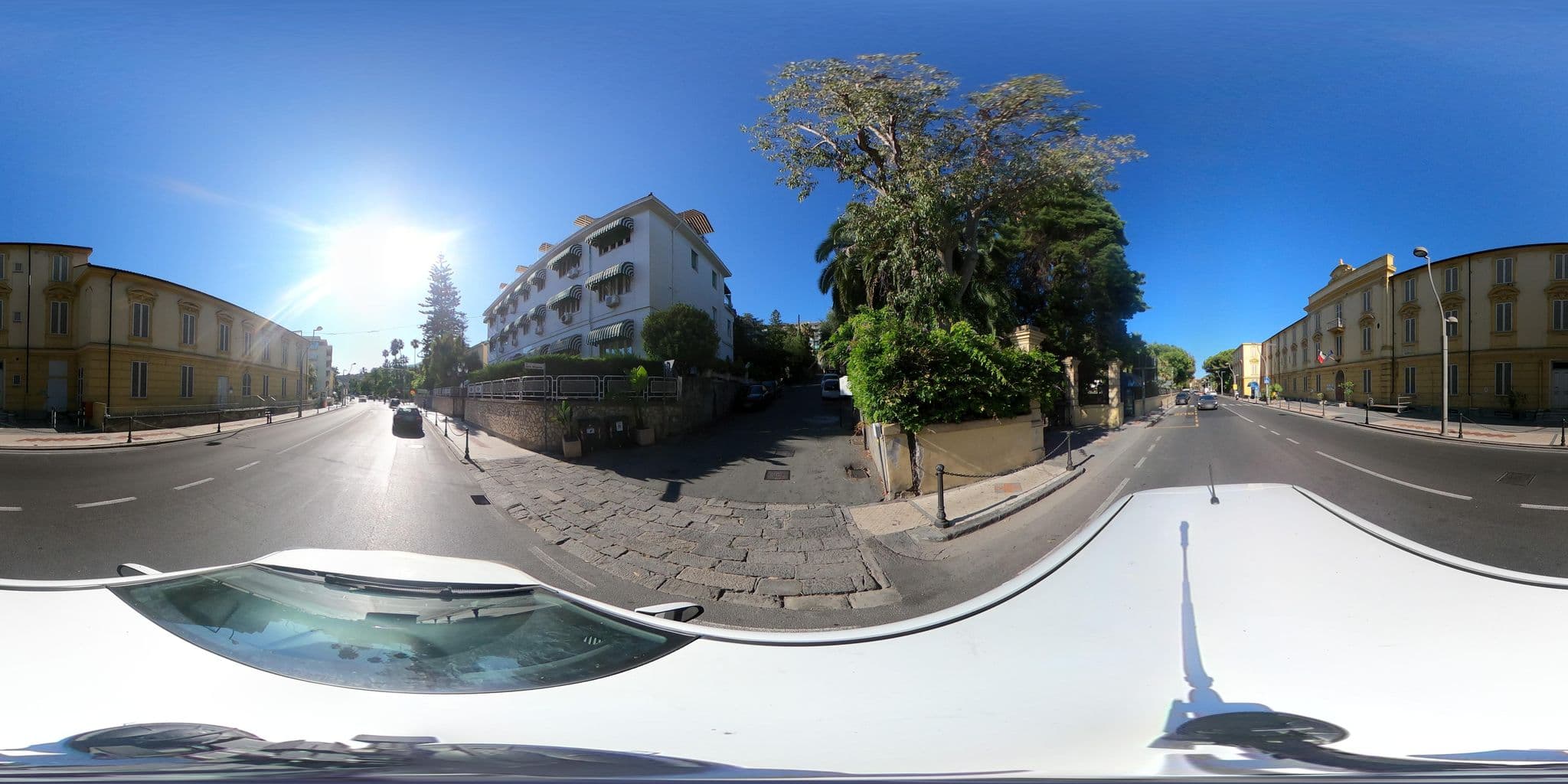 Street view near Eveline 2 - Private Swimming Pool Room, Sanremo — © LucianoC63 (CC BY-SA · Mapillary)