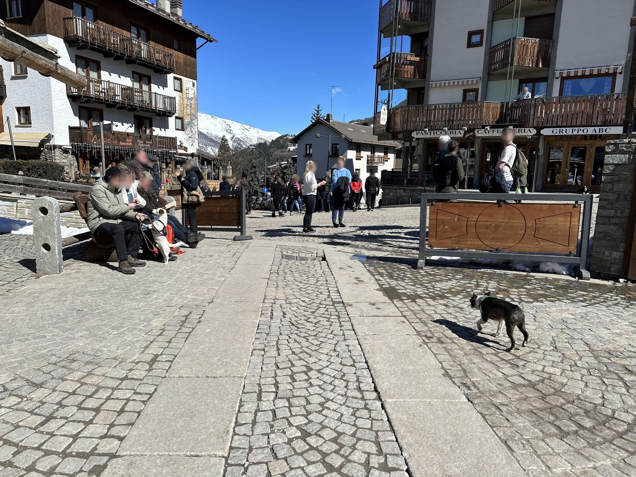 Street view near Hotiday Room Collection - Sauze Assietta, Sauze d'Oulx — © RSTQ (CC BY-SA · Mapillary)