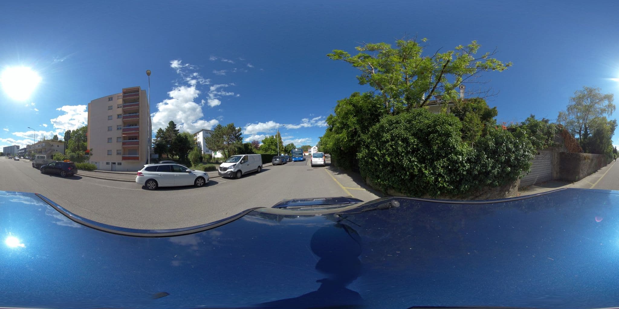 Street view near Villa Sanluca Bed & Breakfast, Nyon — © hkdvd (CC BY-SA · Mapillary)