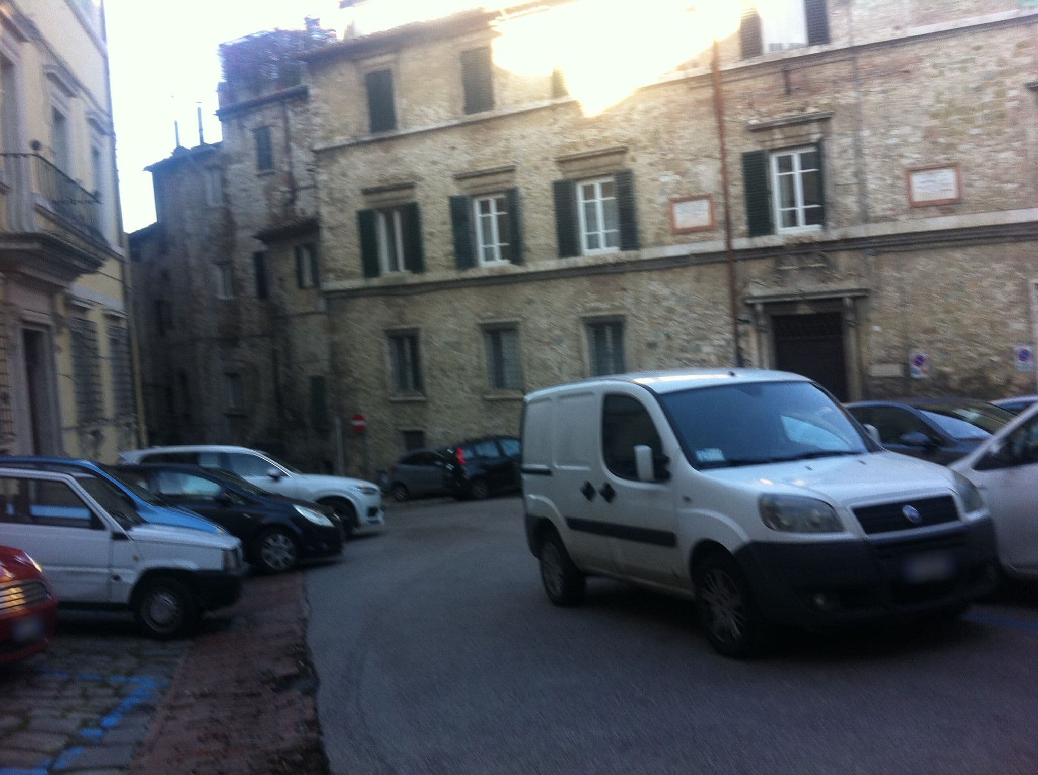 Street view near Angolo di Porta Sole, Perugia — © maura (CC BY-SA · Mapillary)