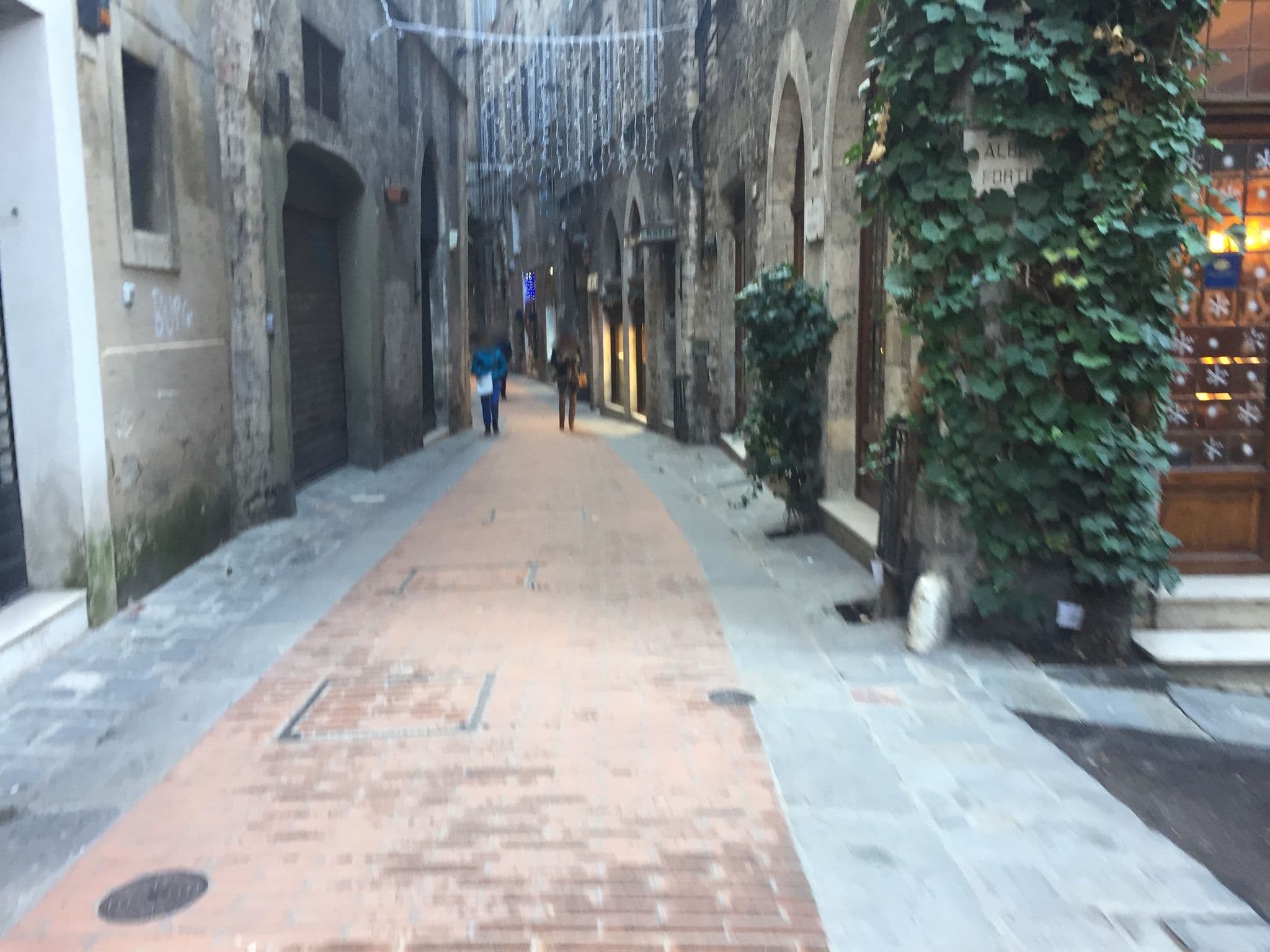 Street view near B&B Alle Naiadi, Perugia — © valeriacle (CC BY-SA · Mapillary)