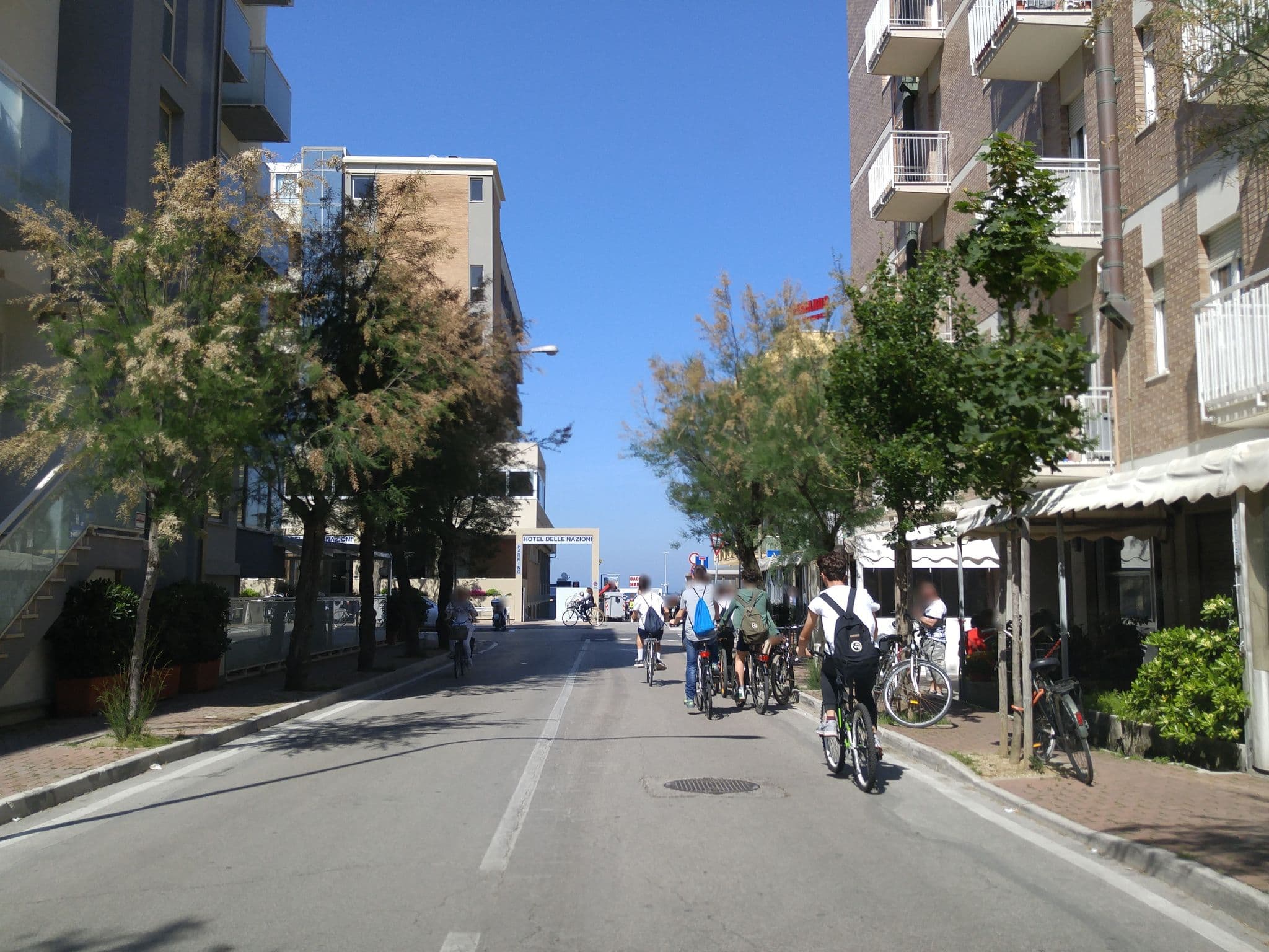 Street view near Amadei Hotel Figaro & Apartments, Pesaro — © sorcrosc (CC BY-SA · Mapillary)