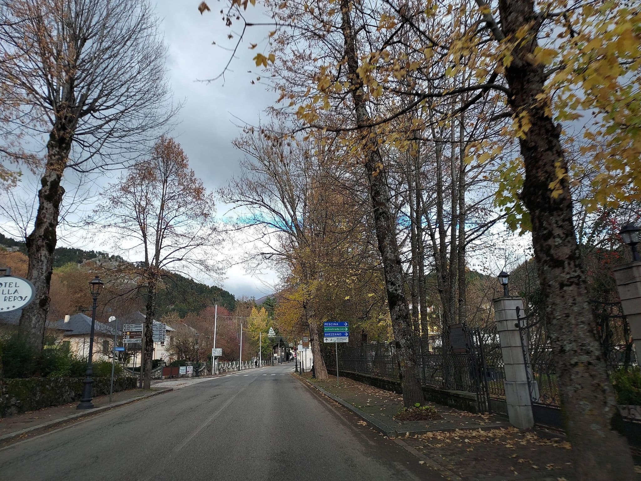 Street view near Albergo Villino Quintiliani, Pescasseroli — © odiug (CC BY-SA · Mapillary)