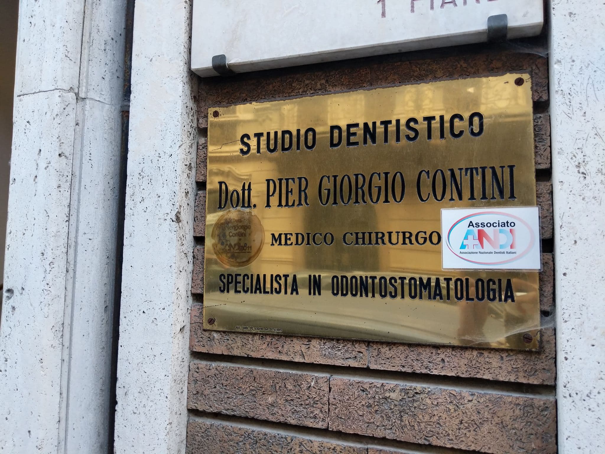 Street view near Grande Albergo Roma, Piacenza — © jbrams (CC BY-SA · Mapillary)