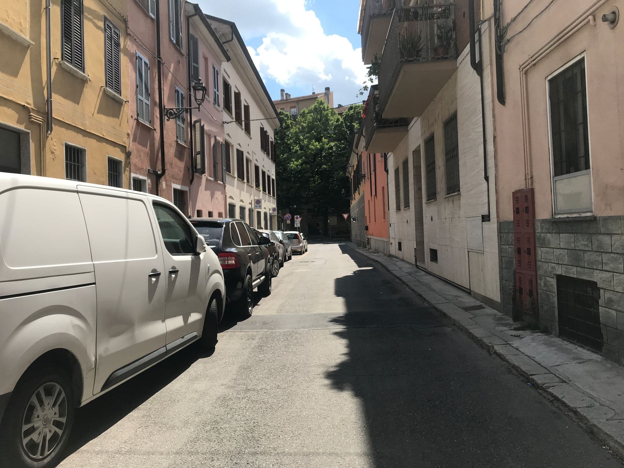 Street view near Malta Guest House, Piacenza — © chiana (CC BY-SA · Mapillary)
