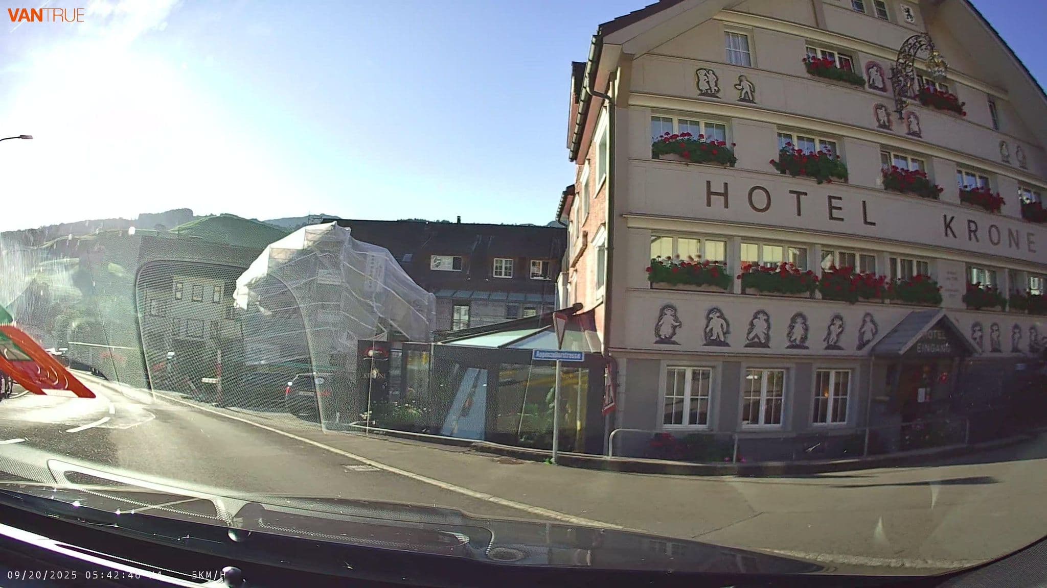 Street view near Hotel Krone, Urnäsch — © fcignat (CC BY-SA · Mapillary)