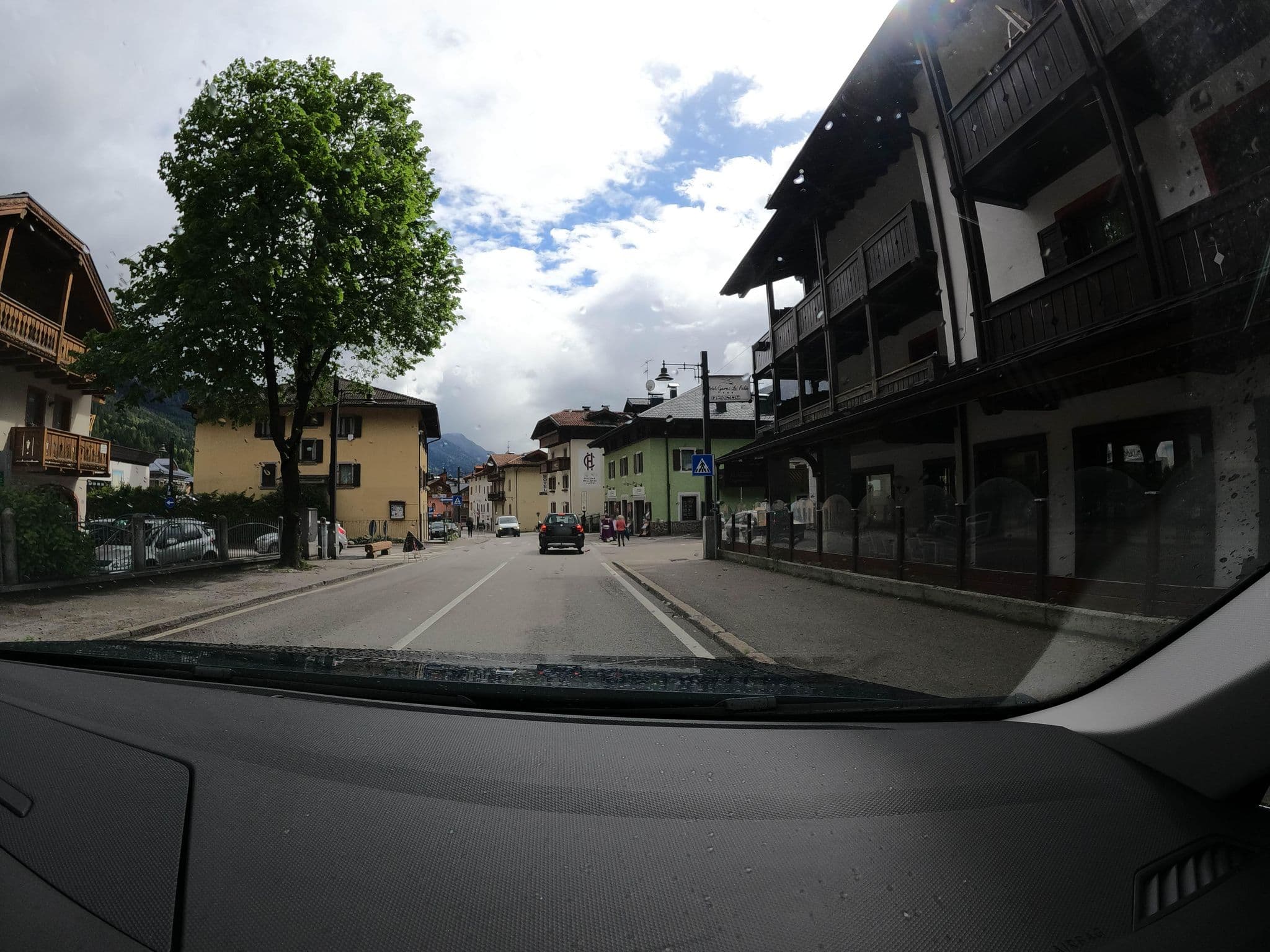 Street view near Hotel Garni' La Palu', Pinzolo