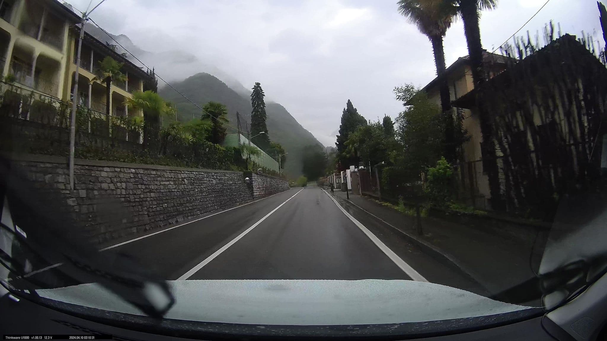 Street view near Dependence del Parco, Porlezza — © maxim752 (CC BY-SA · Mapillary)
