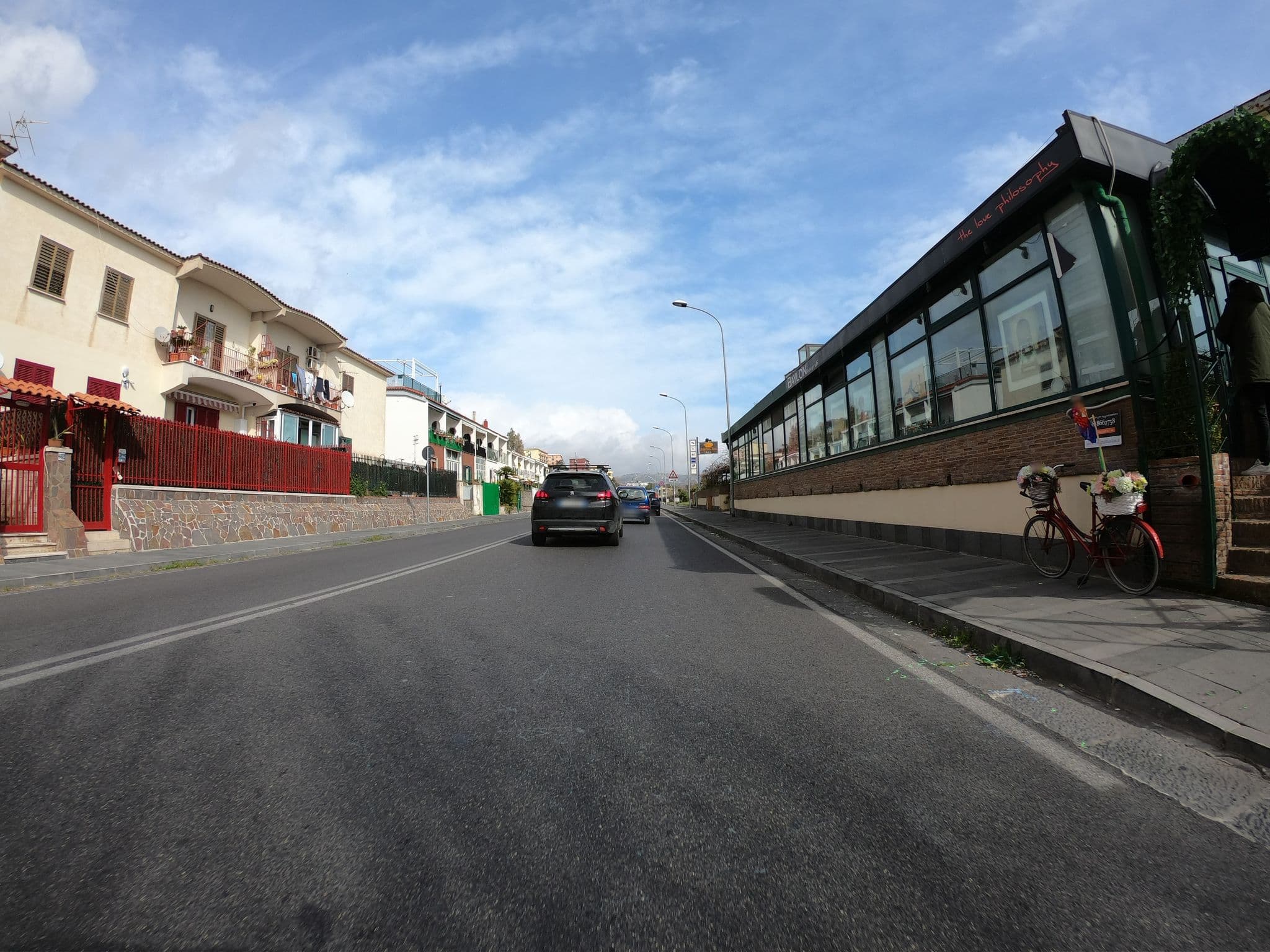 Street view near Albergo Delle Rose S.R.L., Pozzuoli — © richlv (CC BY-SA · Mapillary)