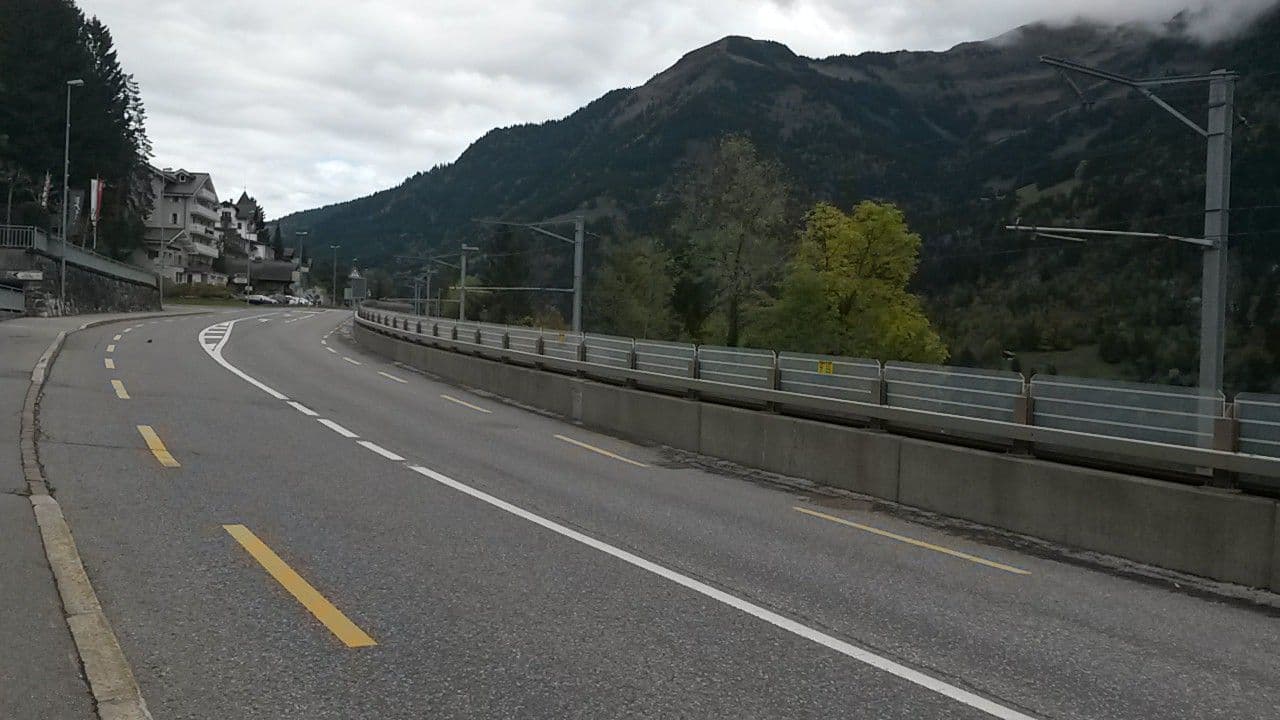 Street view near La source, Champéry — © rebootnow (CC BY-SA · Mapillary)