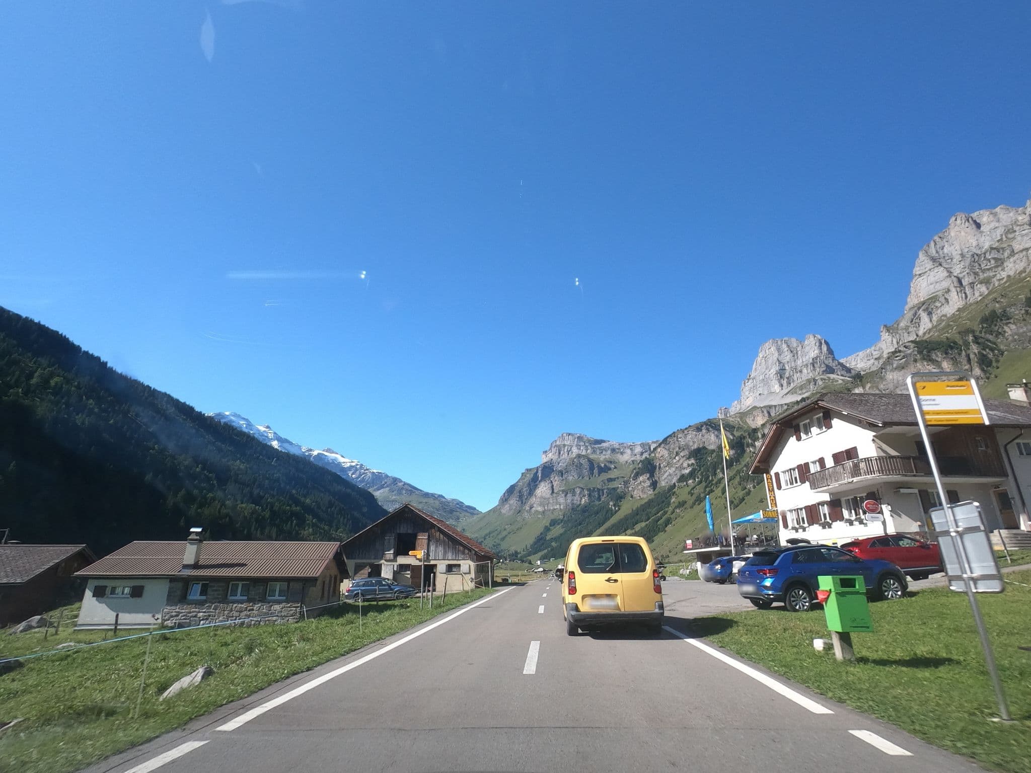 Street view near Gasthaus Sonne, Linthal — © canadarunner (CC BY-SA · Mapillary)