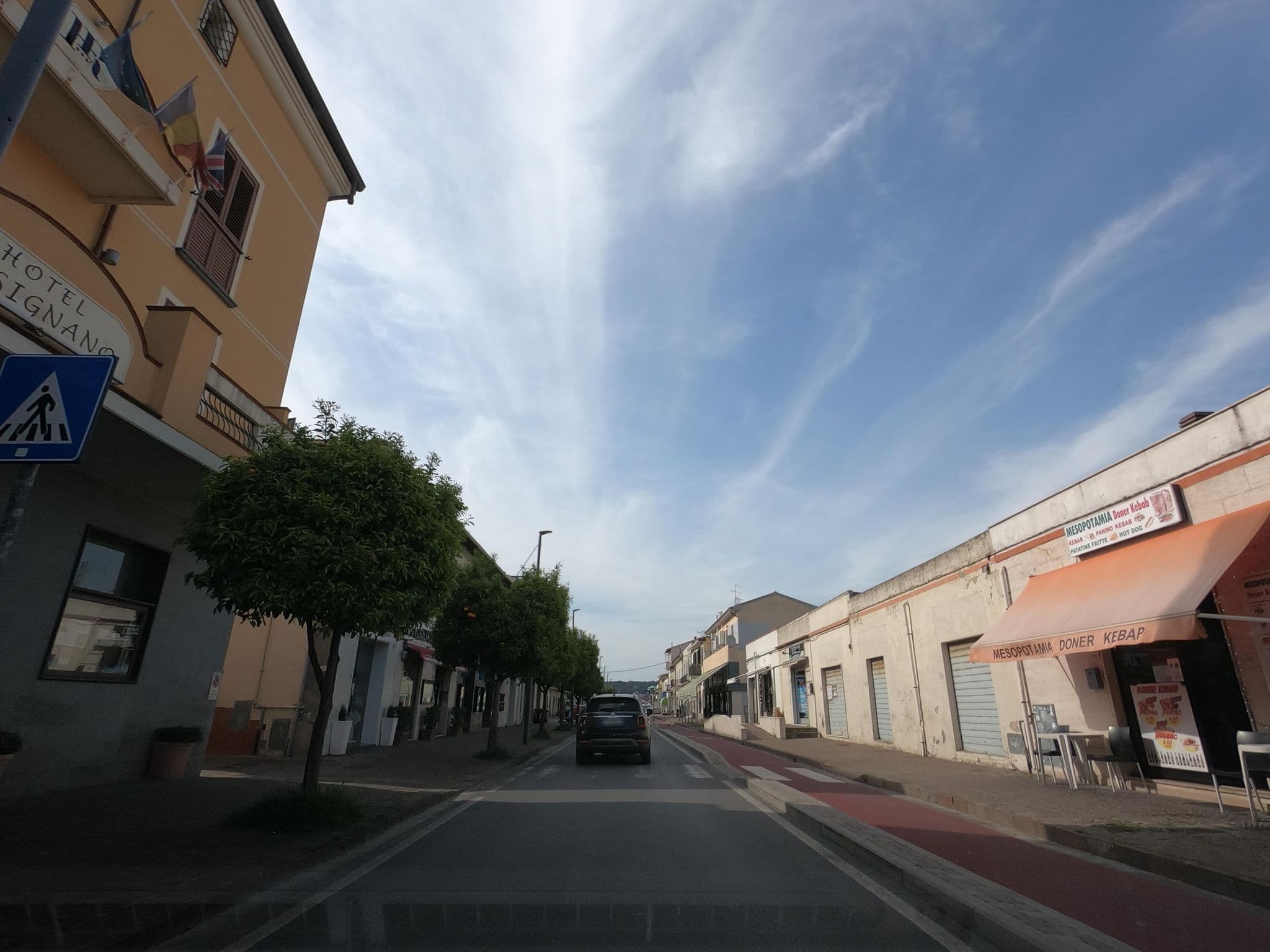 Street view near Hotel Rosignano Sas, Rosignano Solvay-Castiglioncello — © momix (CC BY-SA · Mapillary)