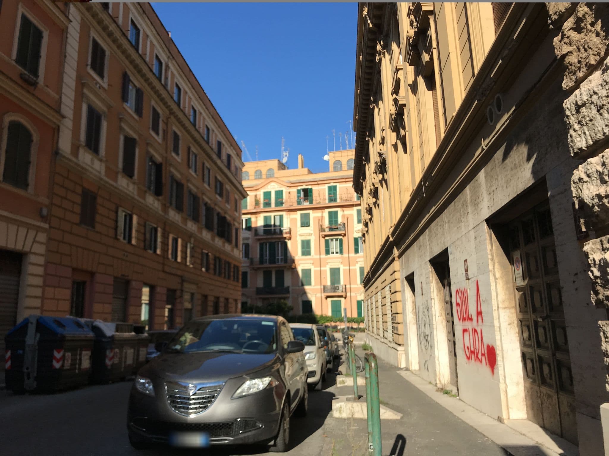 Street view near Hotel Kent Roma, Sallustiano — © miguel_andrade (CC BY-SA · Mapillary)