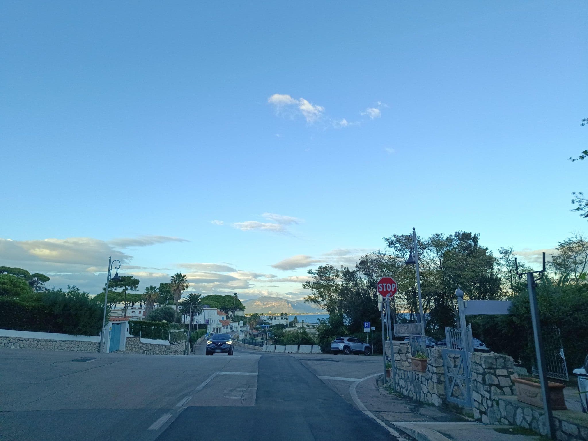 Street view near Villa Penelope, San Felice Circeo — © odiug (CC BY-SA · Mapillary)