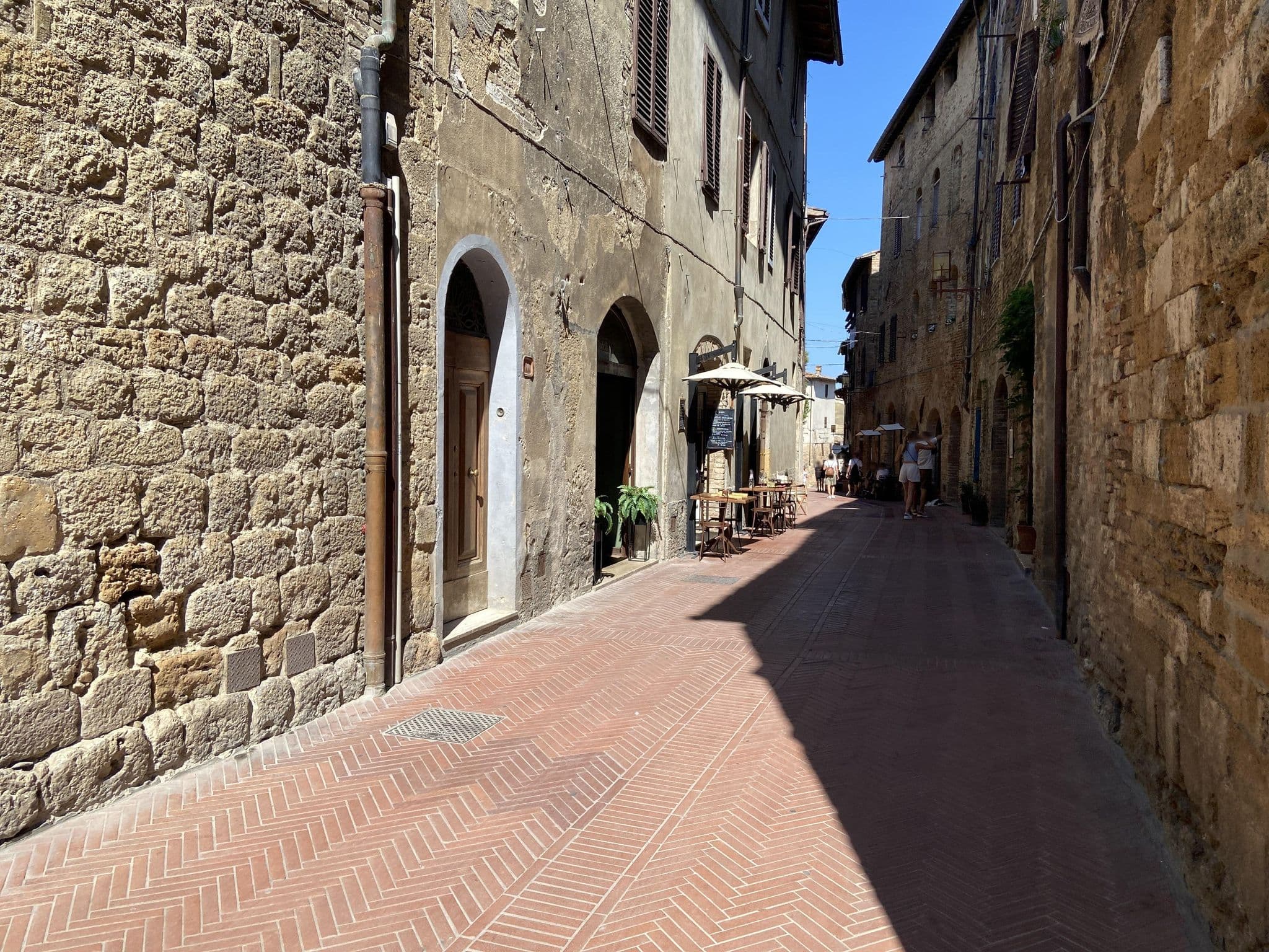 Street view near Locanda Il Pino, San Gimignano — © aa_blaablaa (CC BY-SA · Mapillary)