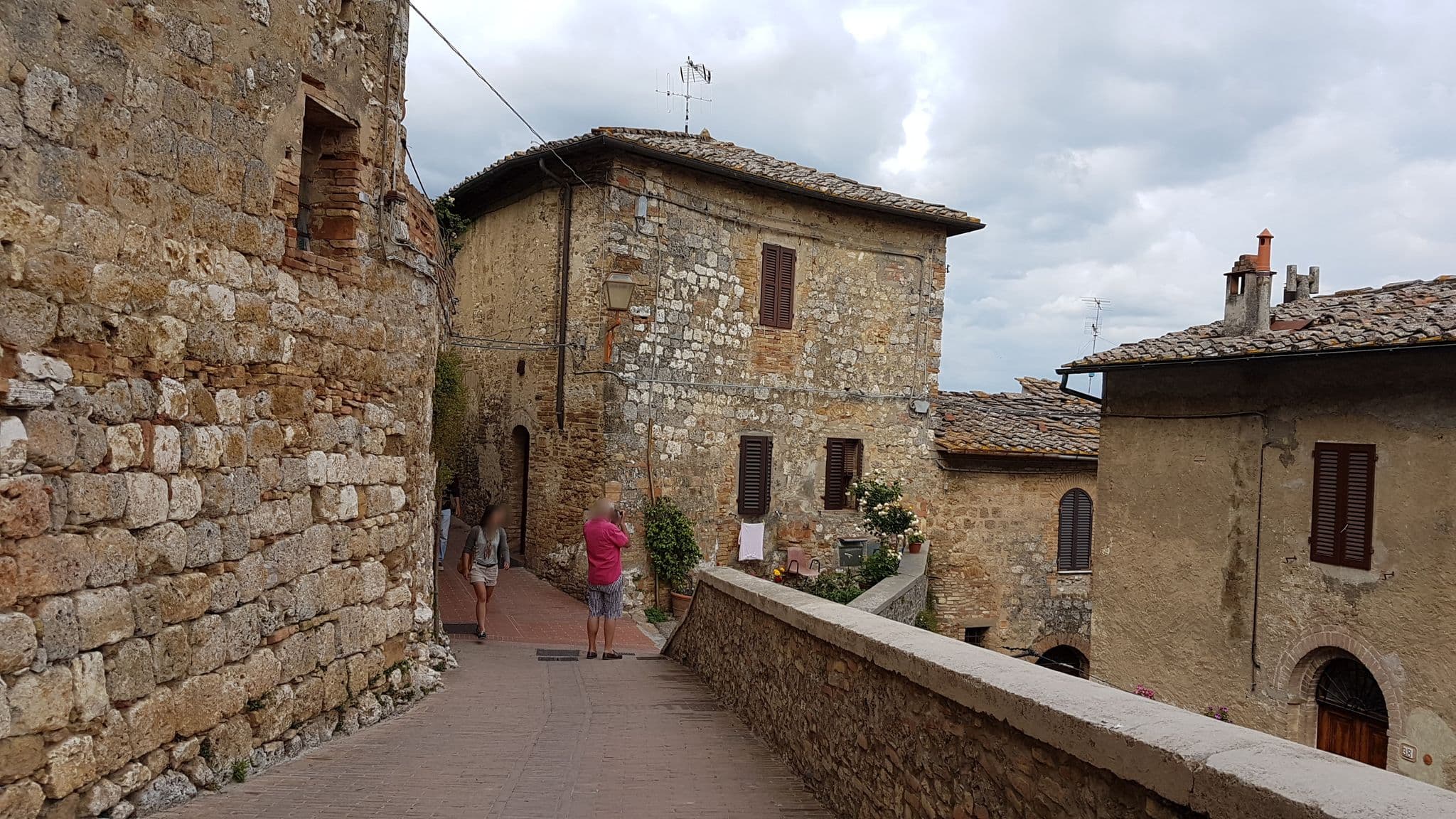 Street view near Terra d Ombra Bed&Breakfast, San Gimignano — © jopparn (CC BY-SA · Mapillary)