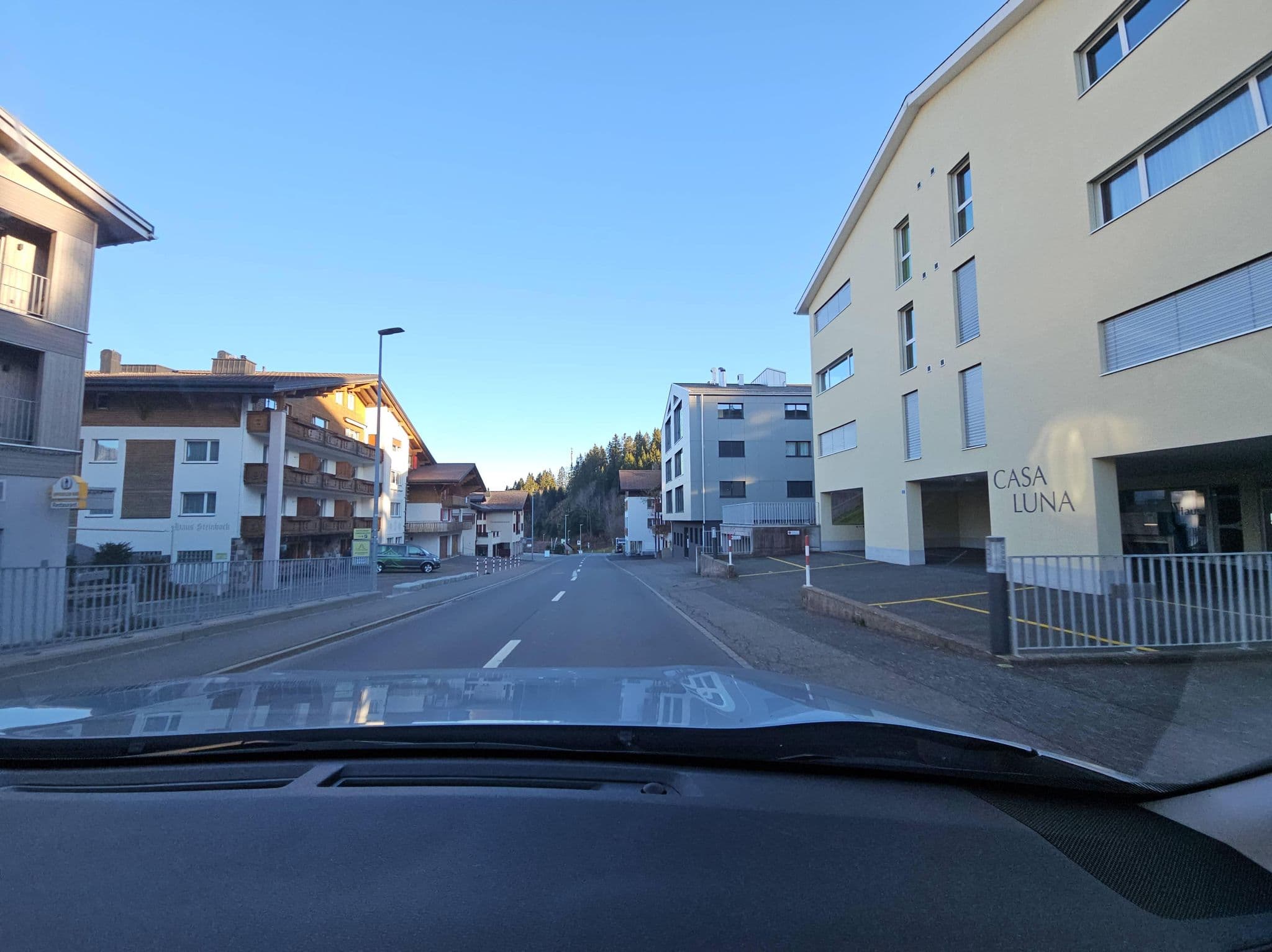 Street view near Tannenboden, Quarten — © Yha1 (CC BY-SA · Mapillary)