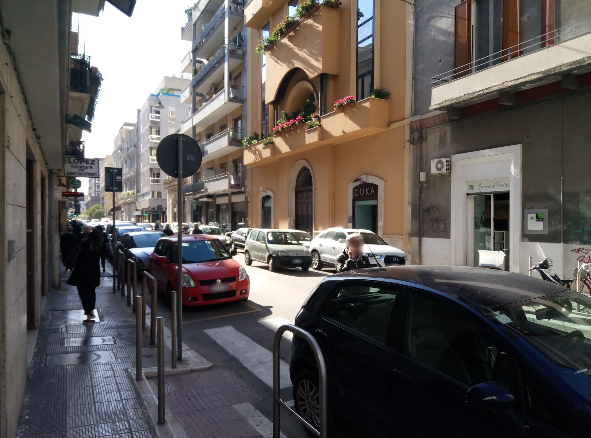 Street view near B&Bari, Bari — © alessandro_de_tullio (CC BY-SA · Mapillary)