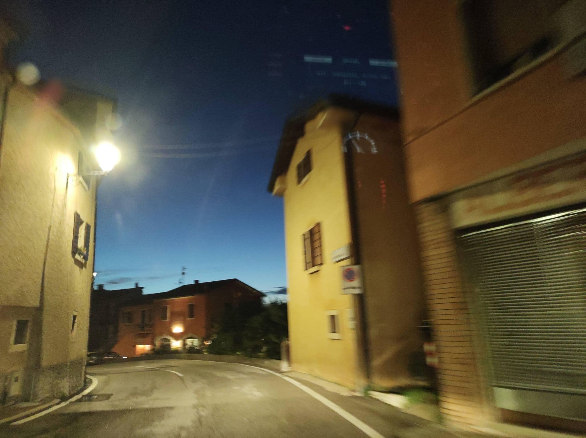 Street view near Hotel Ristorante Pizzeria Giardinetto, San Zeno — © thetornado76 (CC BY-SA · Mapillary)
