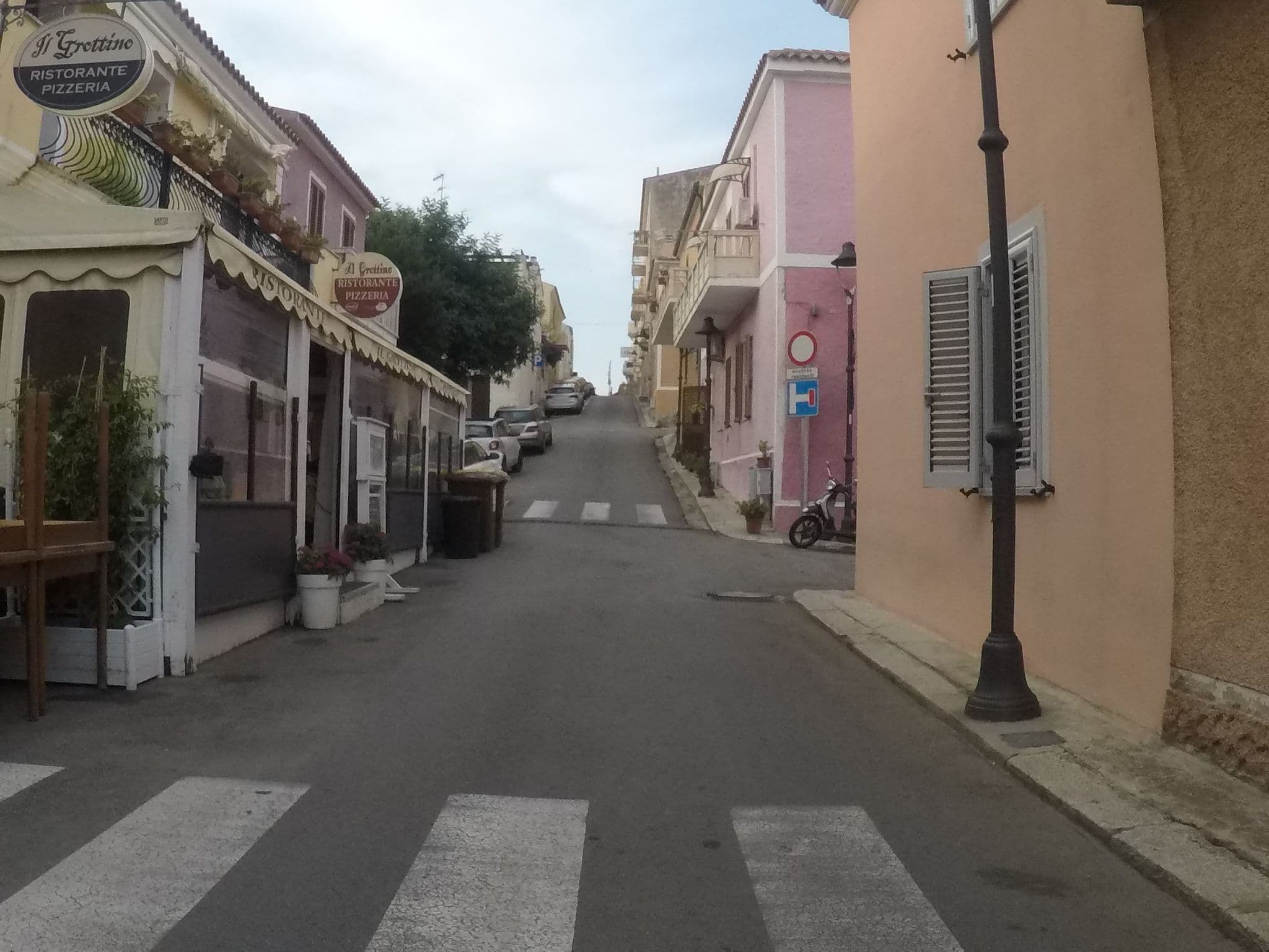 Street view near Hotel Moresco, Santa Teresa Gallura — © kobykarin (CC BY-SA · Mapillary)