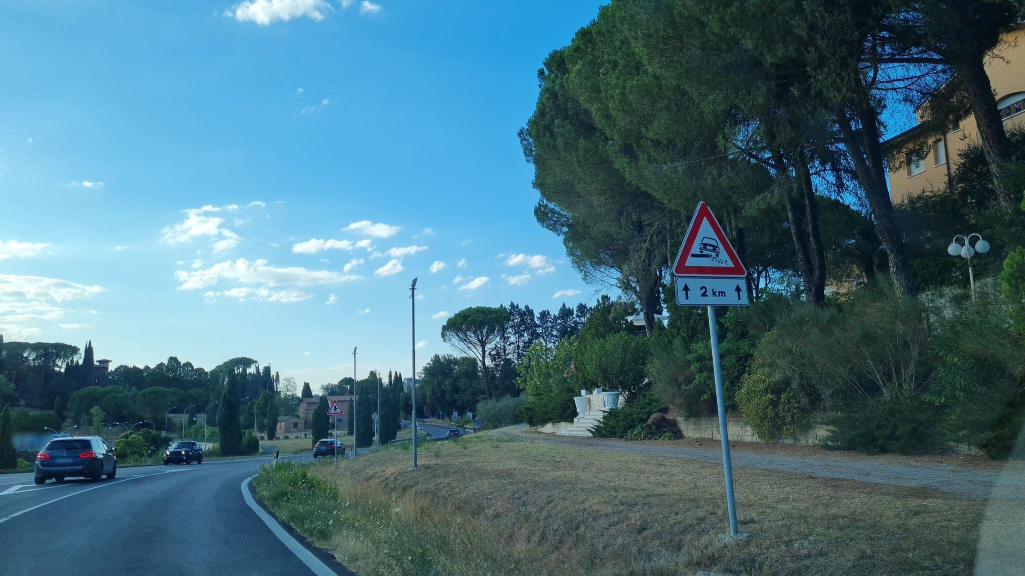 Street view near Villa Hotel Del Sole, Chiusi — © laniuscollurio (CC BY-SA · Mapillary)