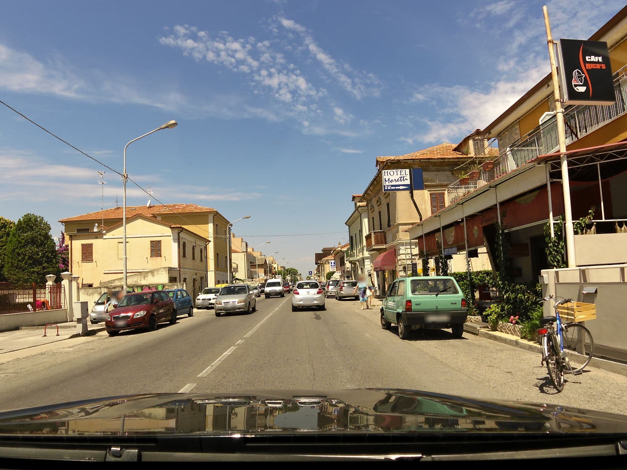 Street view near Albergo Moretti, Senigallia — © czmrtn (CC BY-SA · Mapillary)