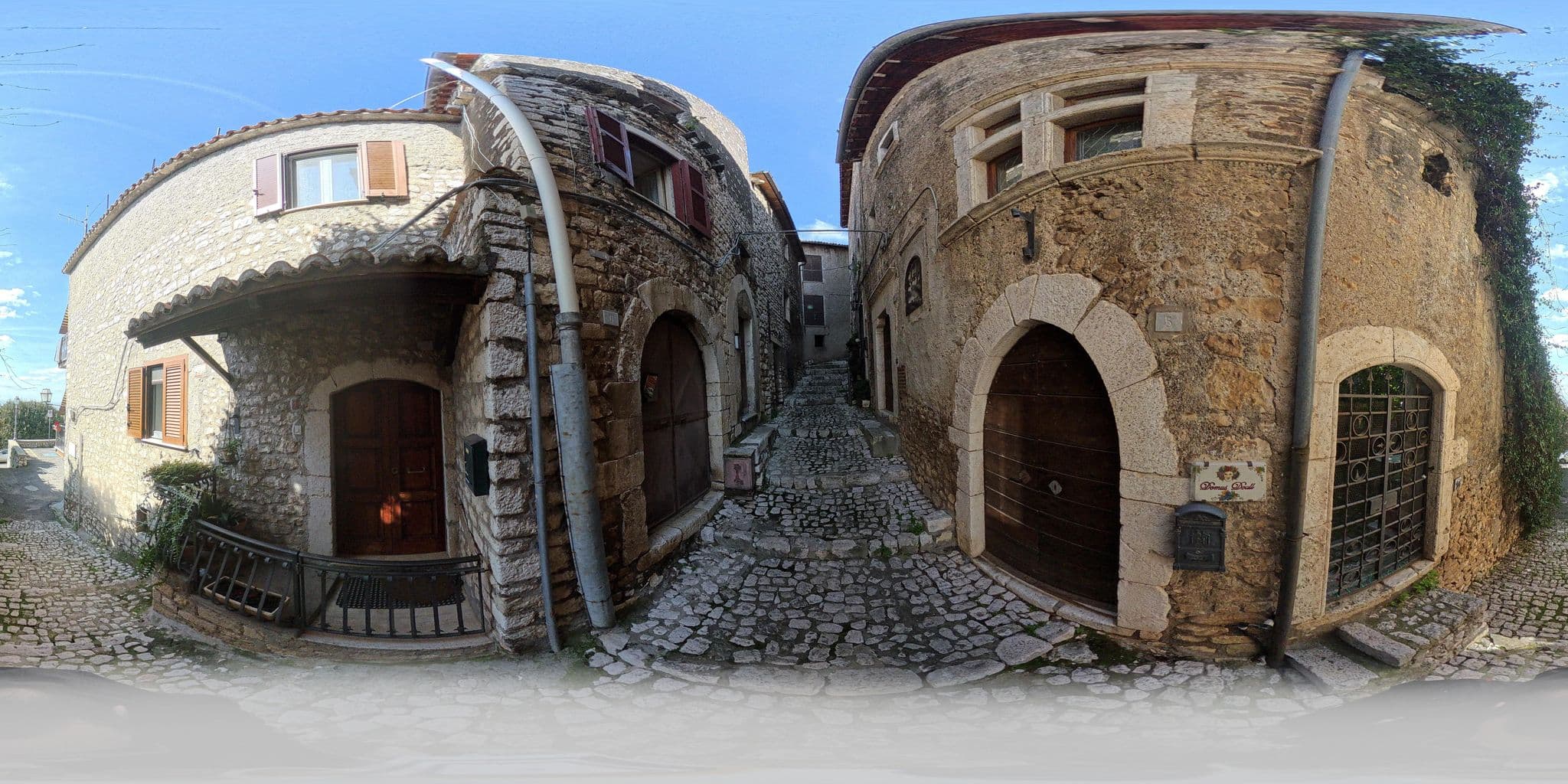 Street view near Sermoneta Historic Stone Village House With Pool in a Medieval Hill Town Close to Rome and Naples, Sermoneta — © odiug (CC BY-SA · Mapillary)