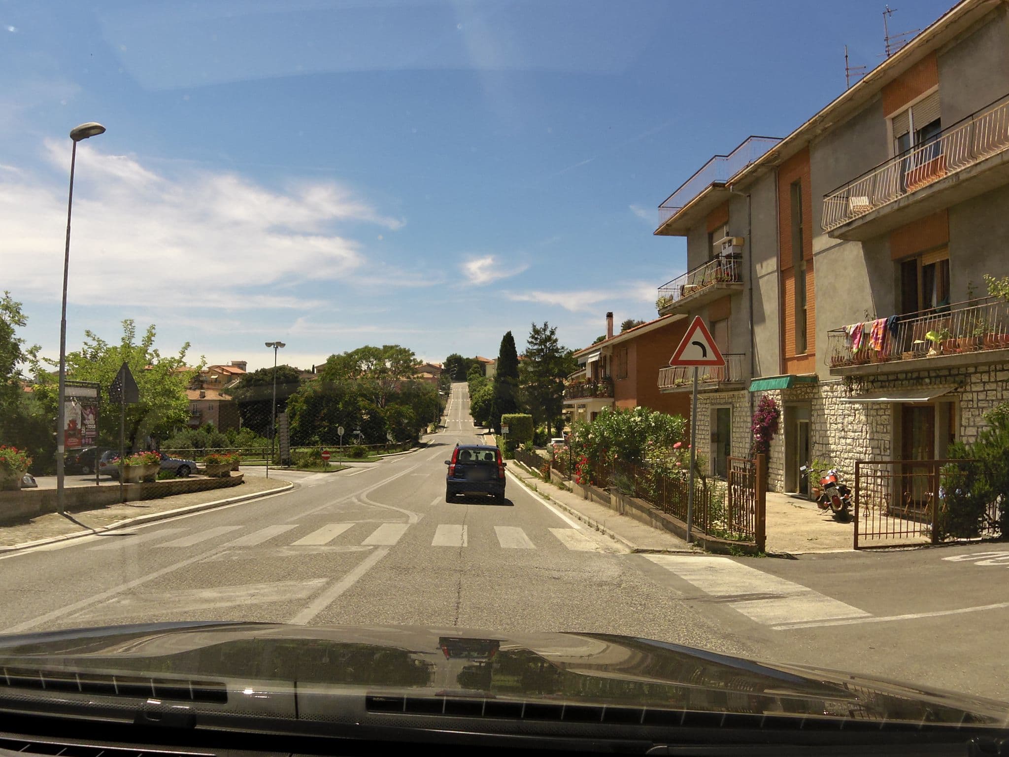 Street view near B&B125 metri sul mare rooms, Sirolo — © czmrtn (CC BY-SA · Mapillary)