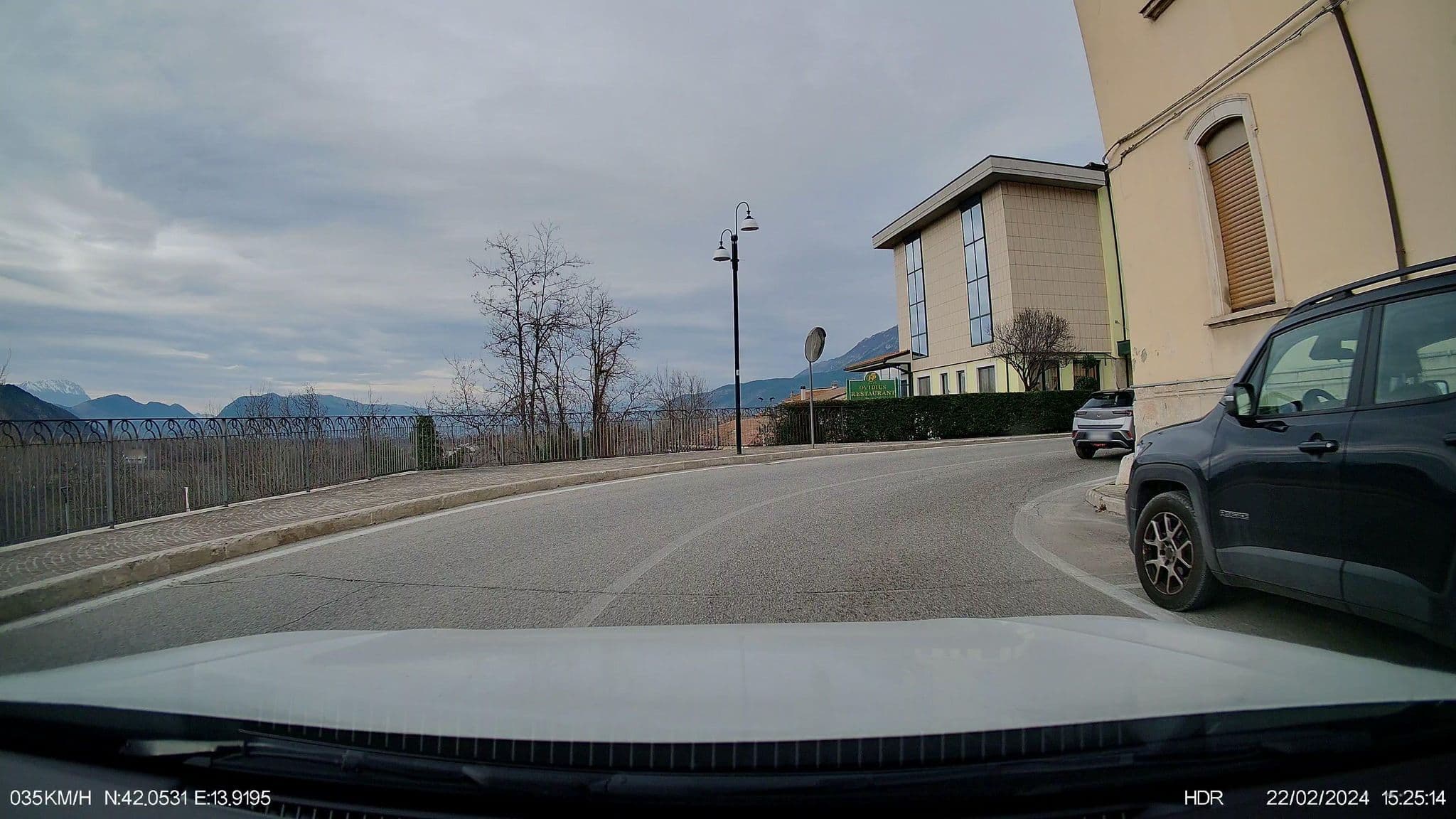Street view near Hotel Santacroce Ovidius, Sulmona — © Hrabroslav (CC BY-SA · Mapillary)