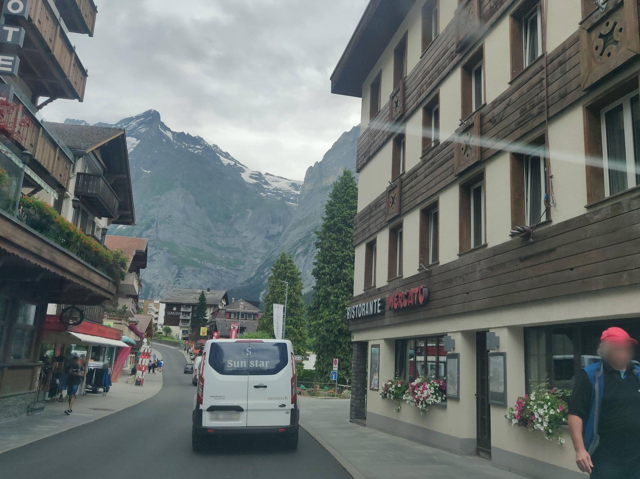 Street view near Hotel Spinne, Grindelwald — © Yha1 (CC BY-SA · Mapillary)