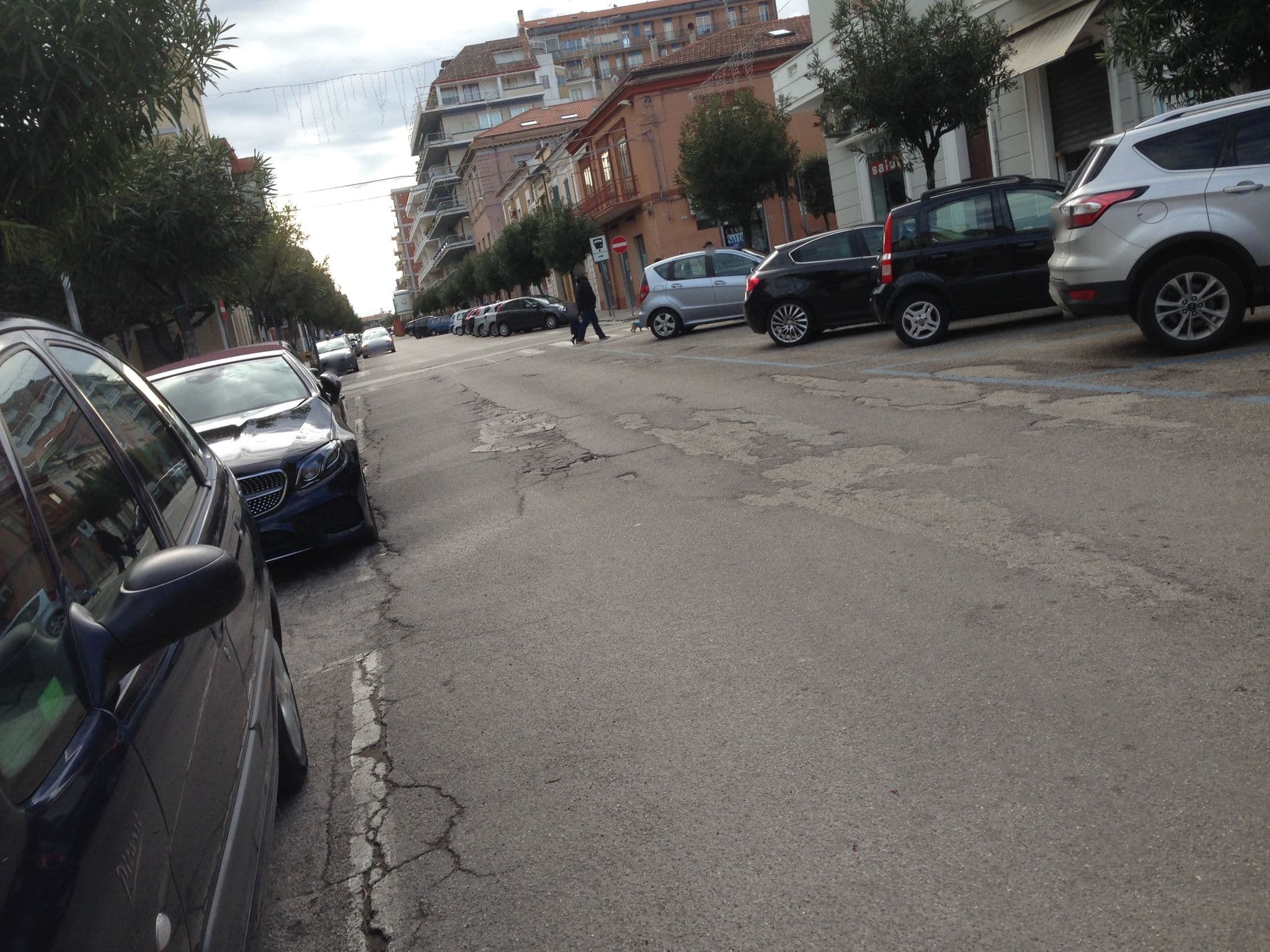 Street view near Residenza Di Nucci, Termoli — © carlo98 (CC BY-SA · Mapillary)