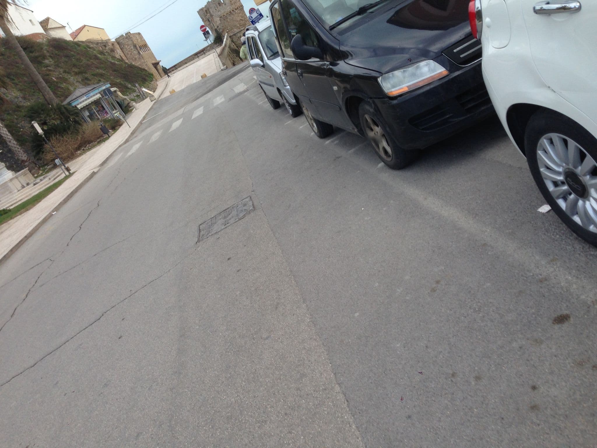 Street view near Iamartino Rooms, Termoli — © carlo98 (CC BY-SA · Mapillary)