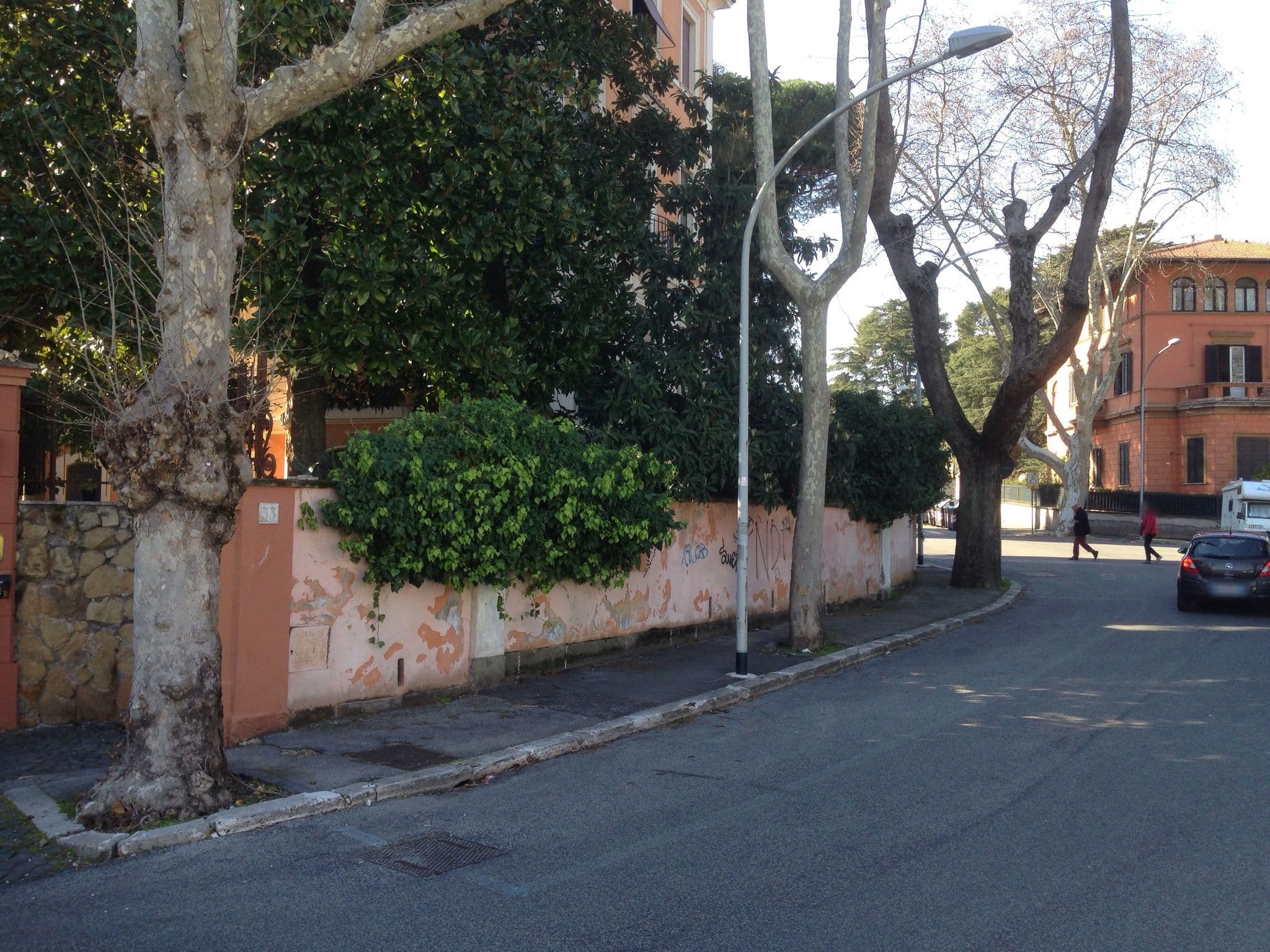 Street view near Domus Monamì Luxury Suites, Trastevere — © mike (CC BY-SA · Mapillary)