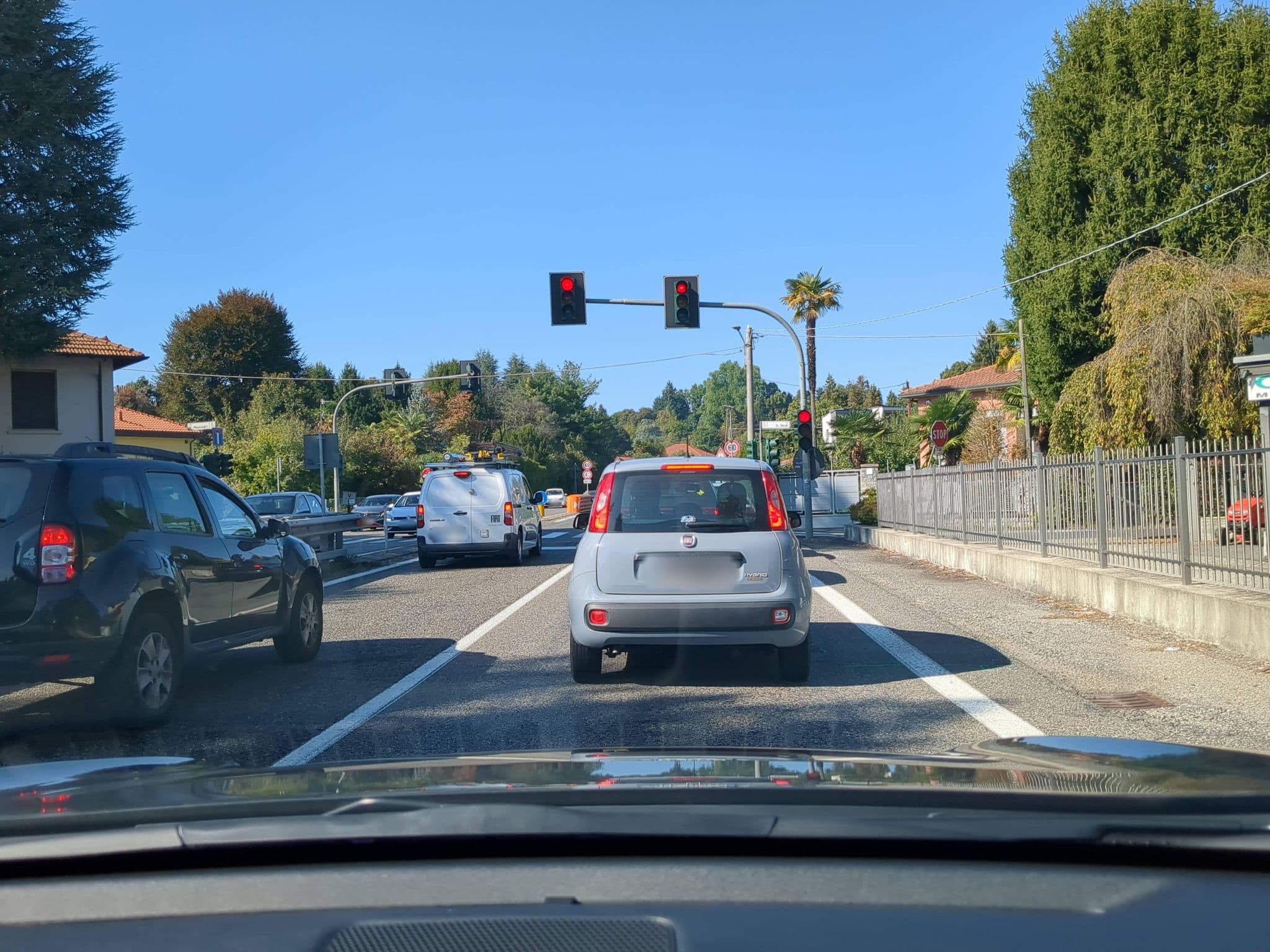 Street view near Bnbook Villa Evelina, Travedona Monate — © musuruan (CC BY-SA · Mapillary)