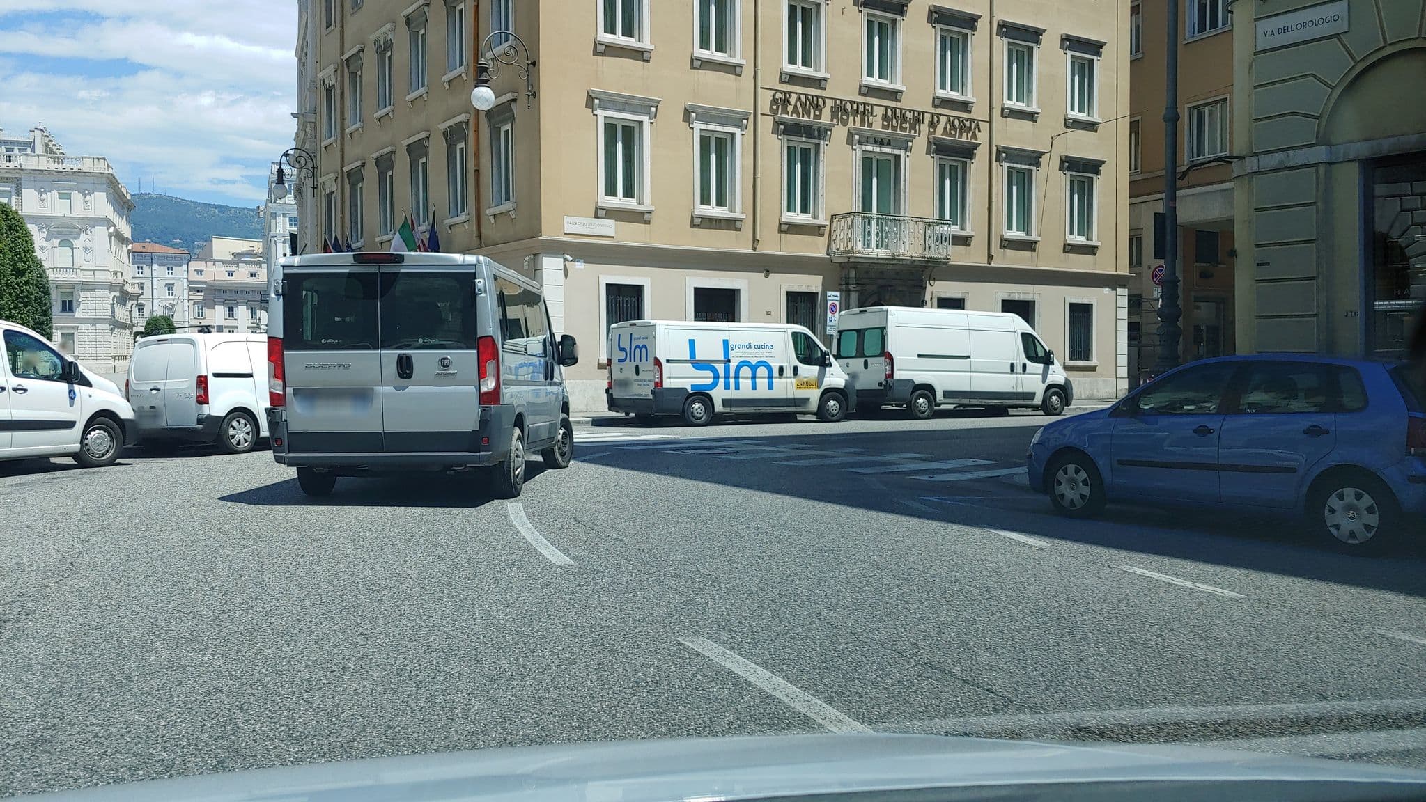 Street view near Hotel Vis à Vis - Trieste, Trieste — © mitjajez (CC BY-SA · Mapillary)