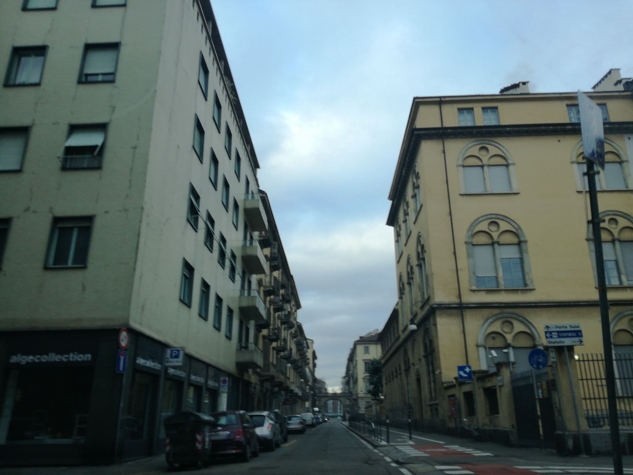 Street view near TRNAPT, Quadrilatero — © dicarlodiego (CC BY-SA · Mapillary)