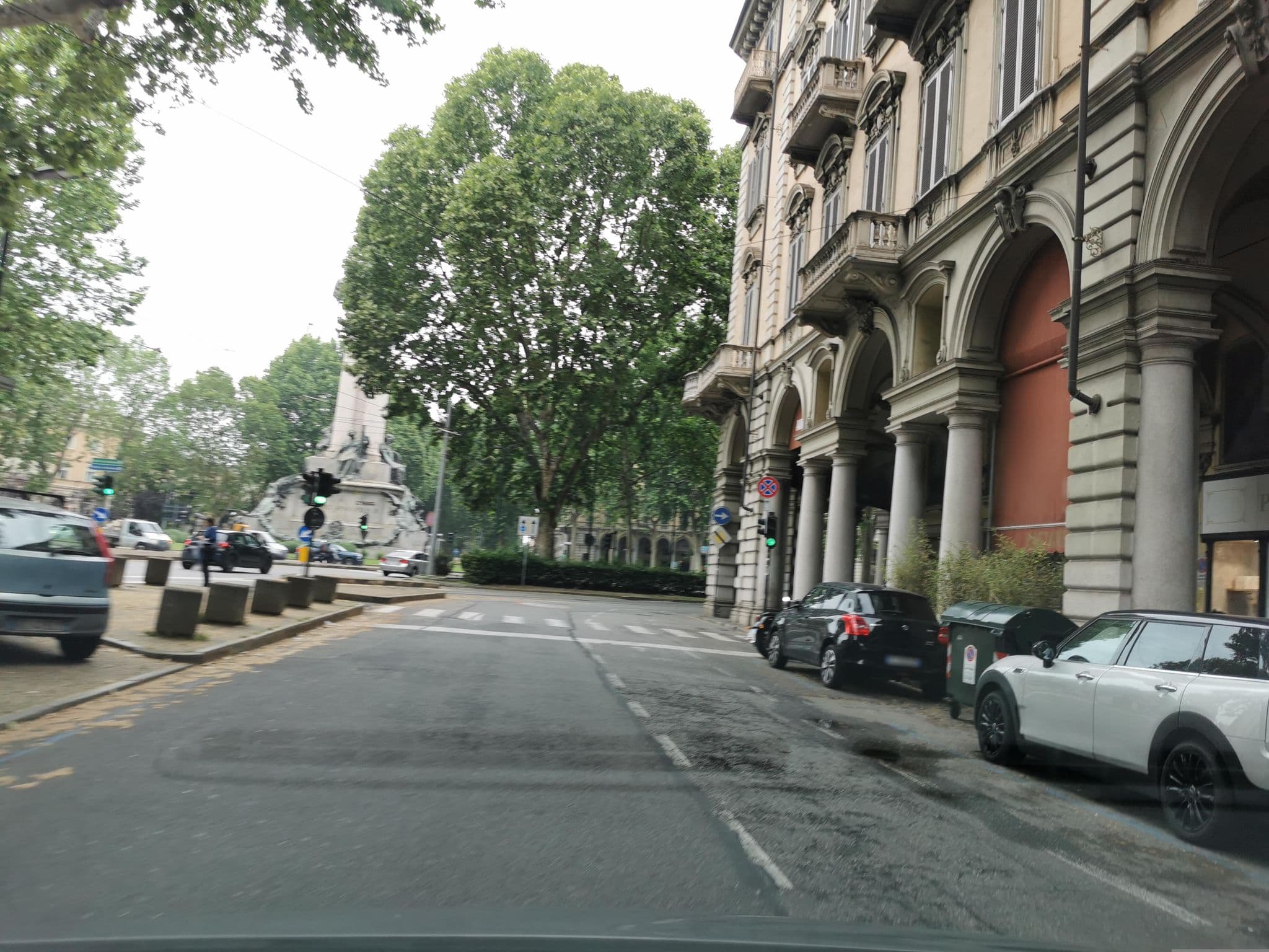 Street view near Palazzo Bellini B&b, Crocetta — © canfe (CC BY-SA · Mapillary)