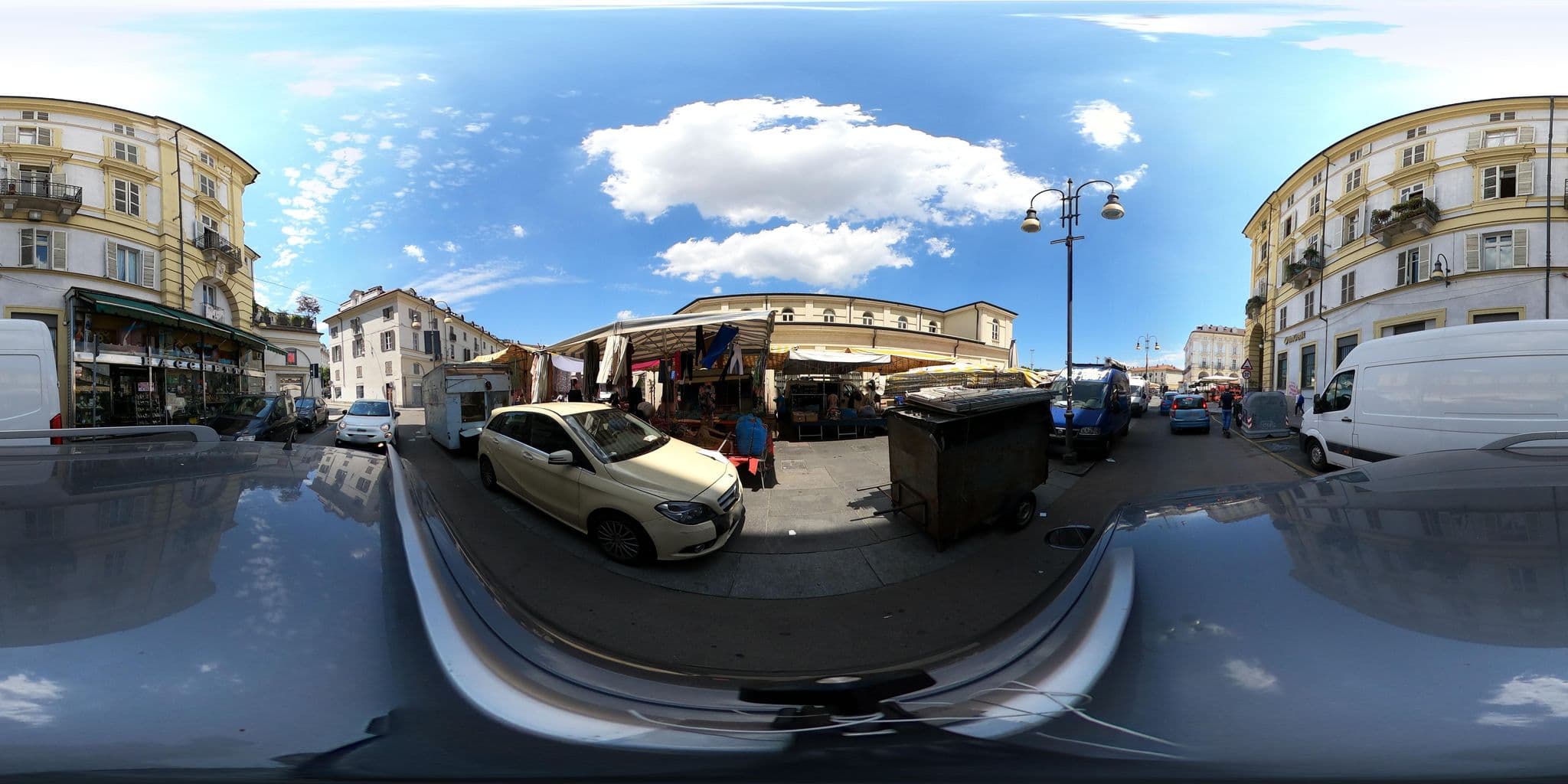 Street view near bed and breakfast, Porta Palatina, Porta Palazzo — © canfe (CC BY-SA · Mapillary)