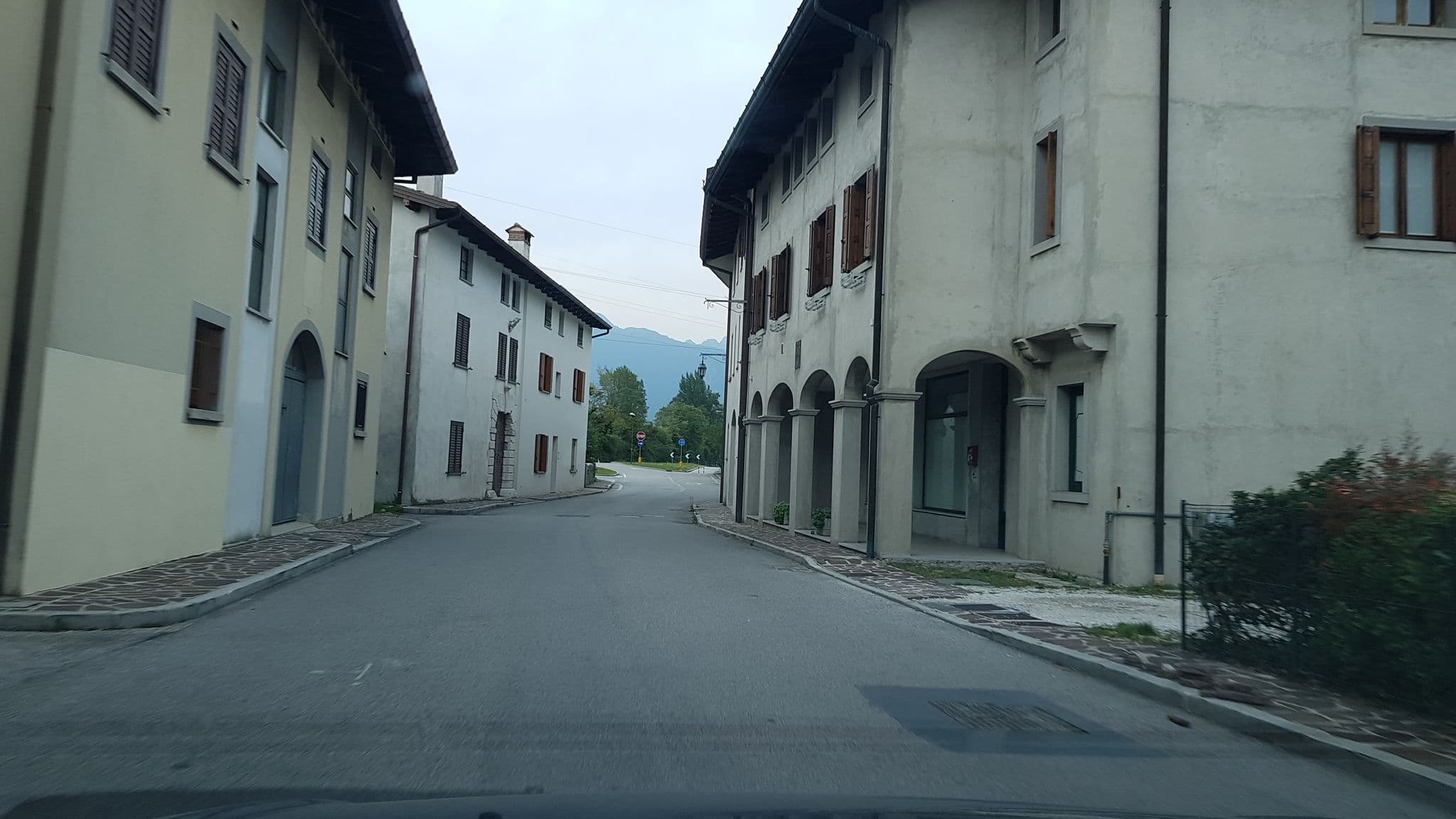 Street view near Al Borgo Affittacamere, Venzone — © igorzo (CC BY-SA · Mapillary)