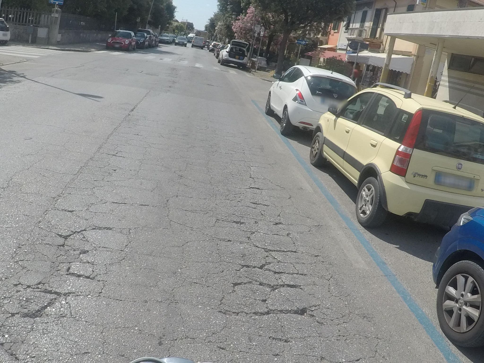 Street view near Hotel Nuovo Tirreno, Viareggio — © cxc (CC BY-SA · Mapillary)