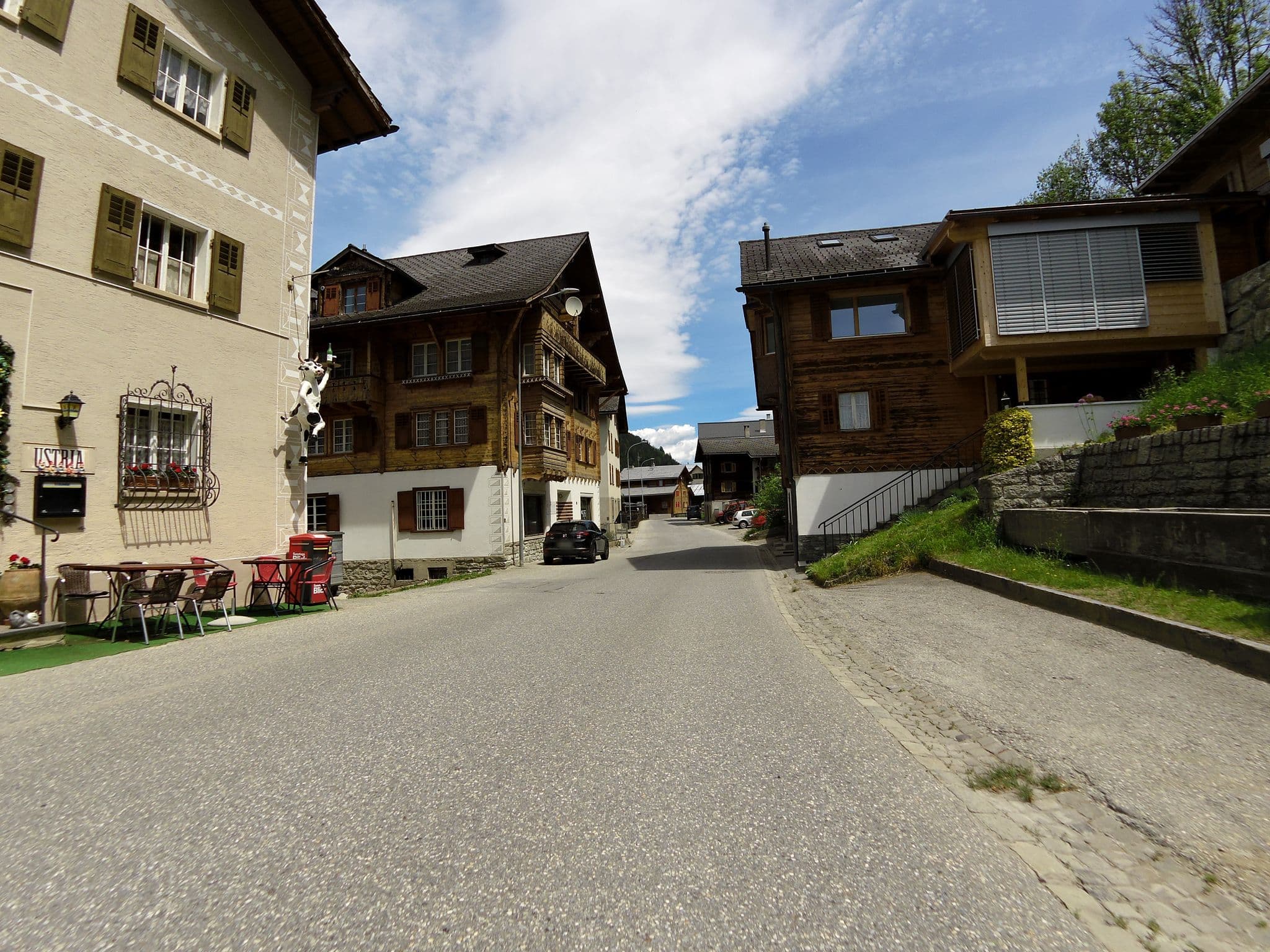Street view near Ustria Crusch Alva, Breíl — © likesopenstreetmap (CC BY-SA · Mapillary)
