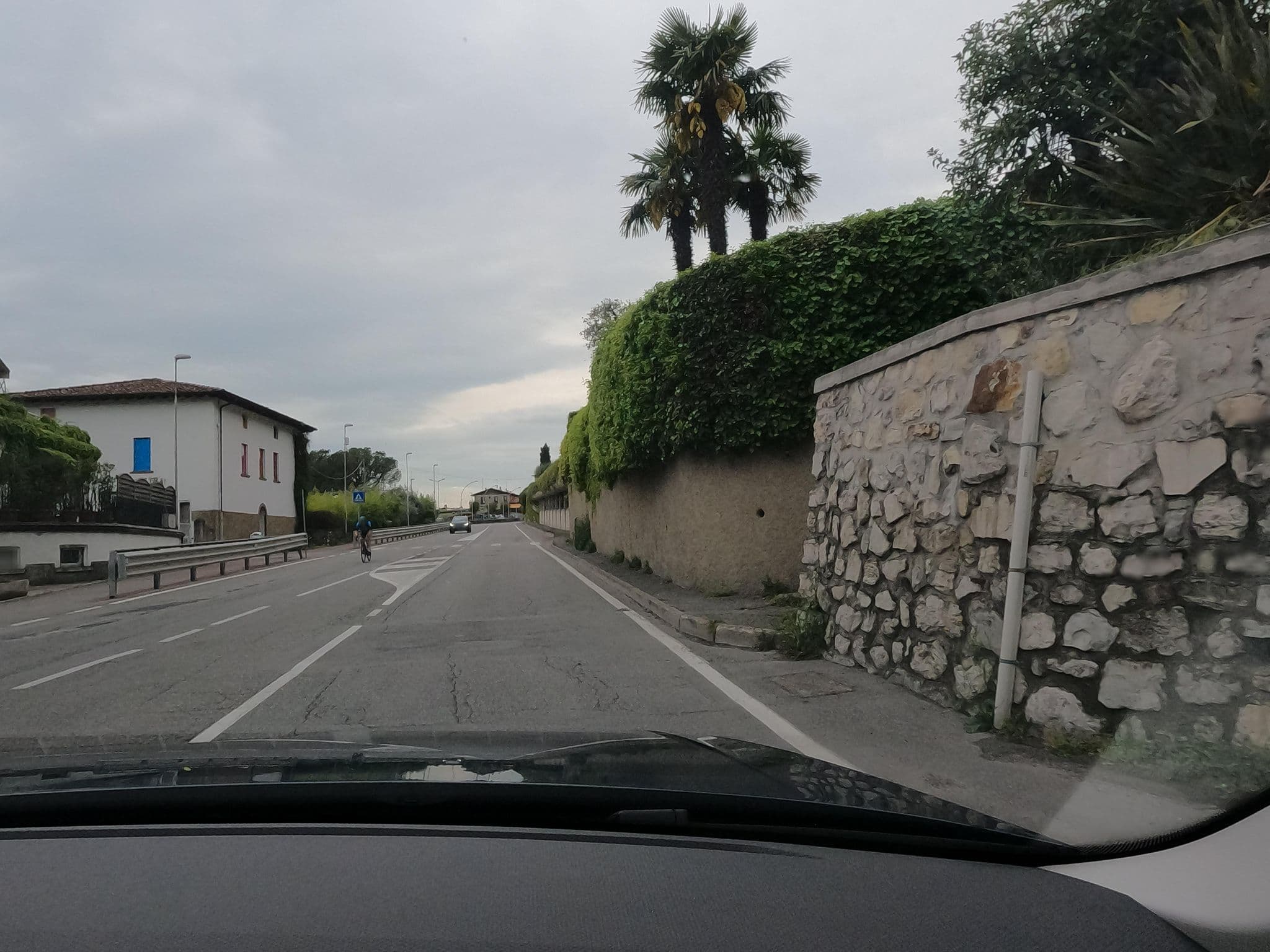 Street view near Riad Rooms, Sarnico — © borovac (CC BY-SA · Mapillary)